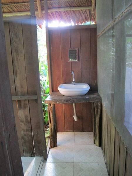 Equipamiento de Habitación Reserva Natural Heliconia