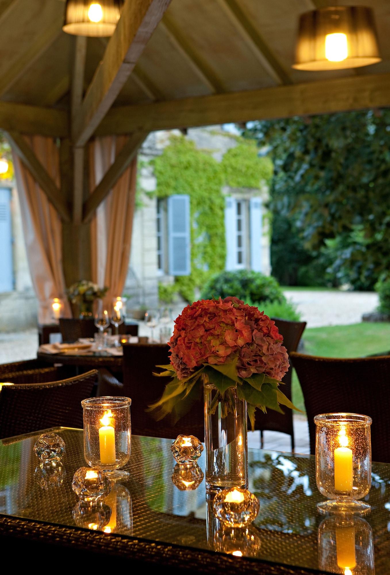 Vista Exterior Hôtel Restaurant - Chateau de Lalande
