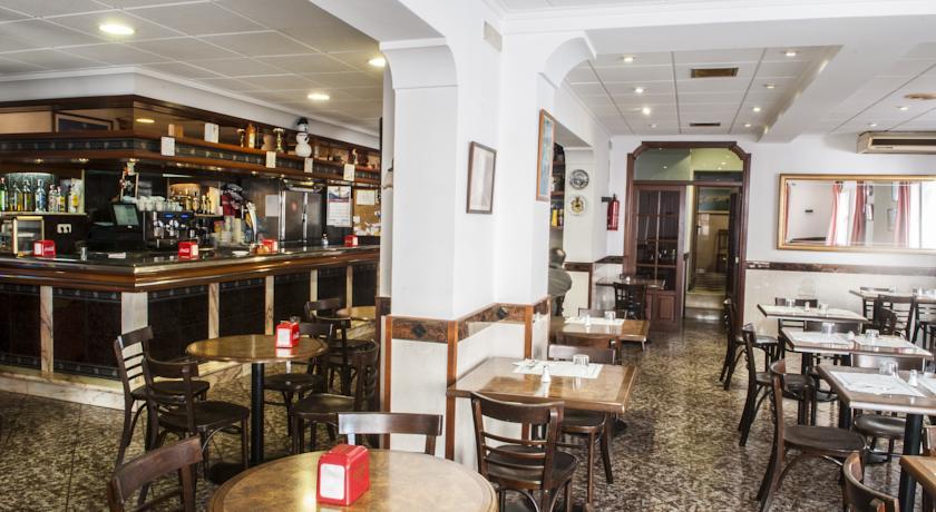 Vista Lobby Hostal Restaurante La Isla S.L.