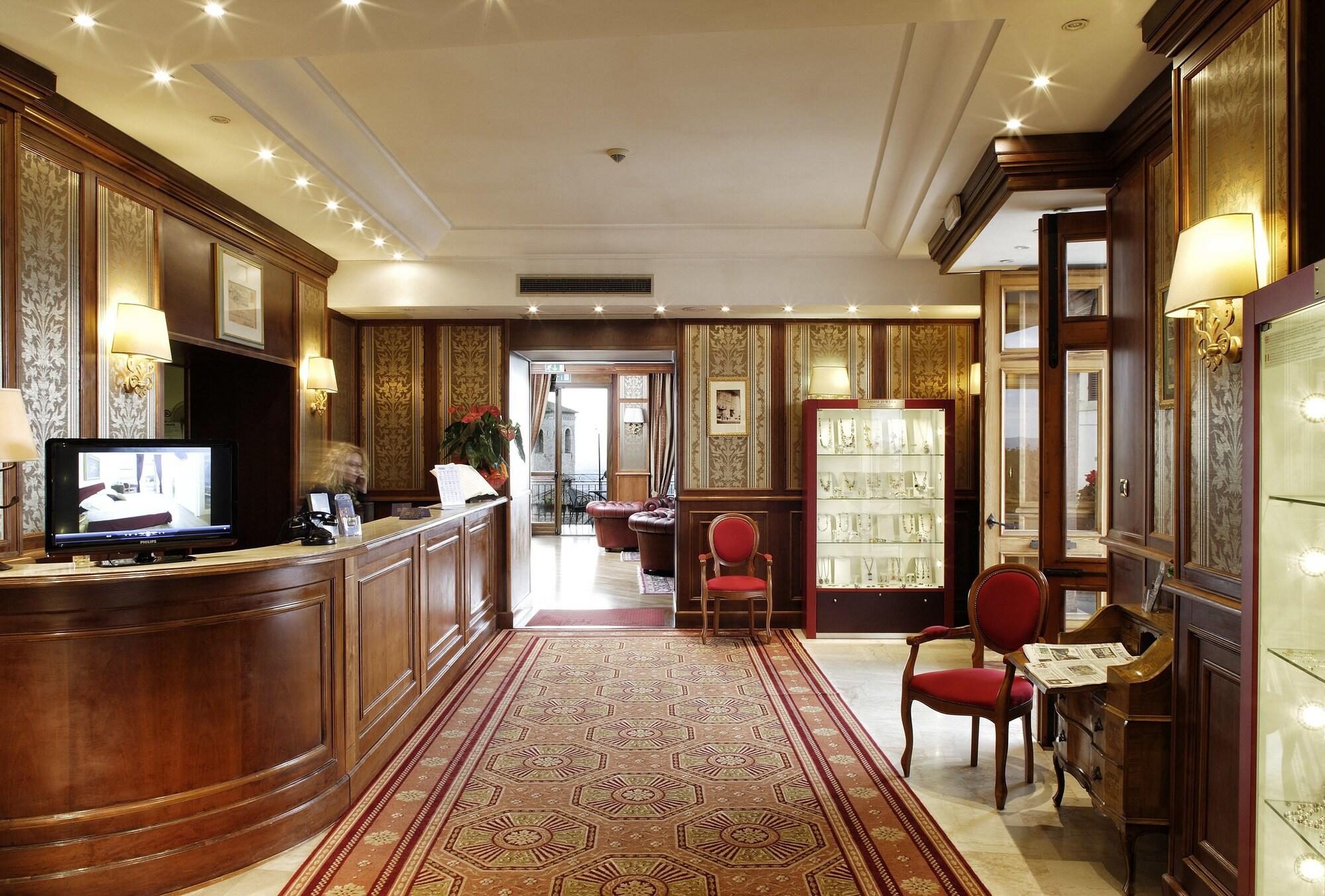 Vista Lobby Giotto Hotel & Spa