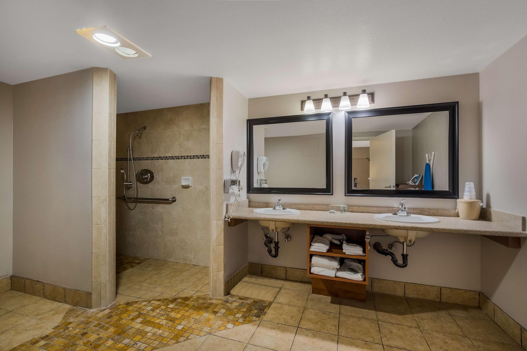 Equipamiento de Habitación Best Western Diamond Bar Hotel & Suites