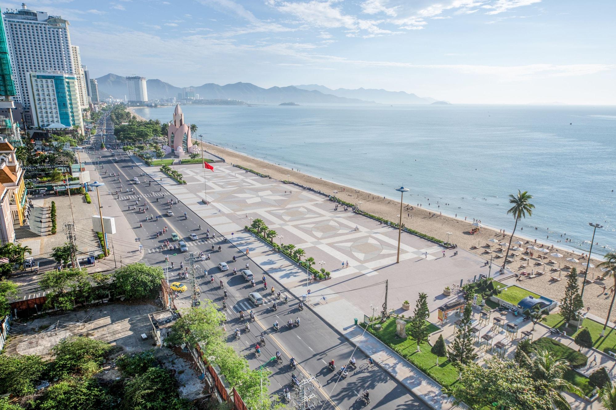 Playa Novotel Nha Trang