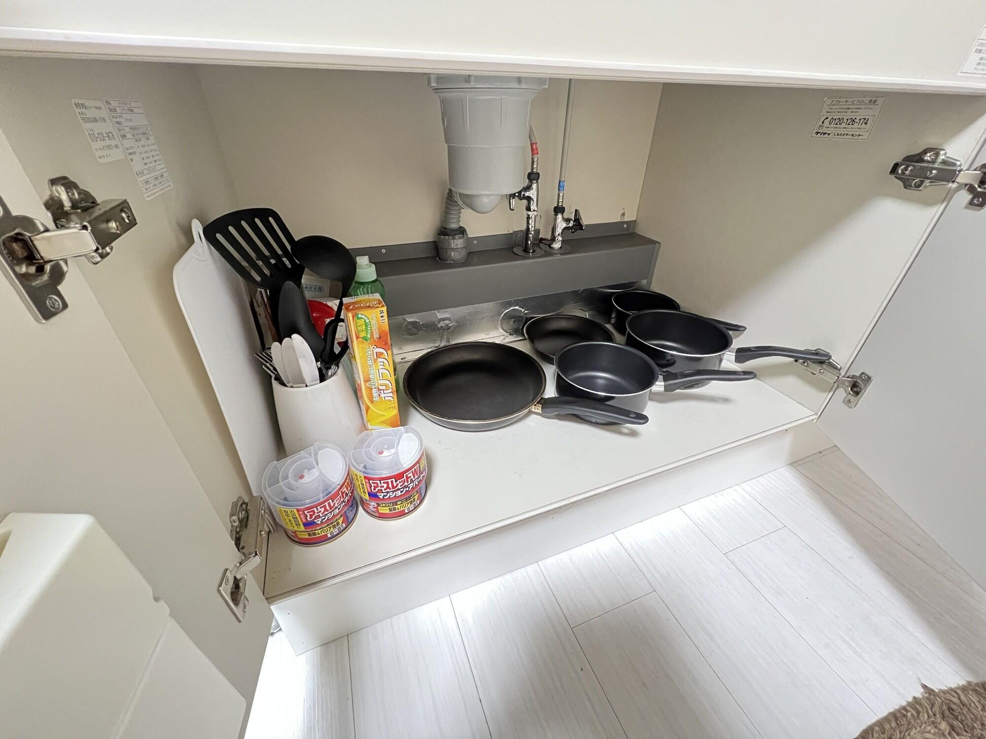 Set de Habitación Gojo sefi-apartment 101