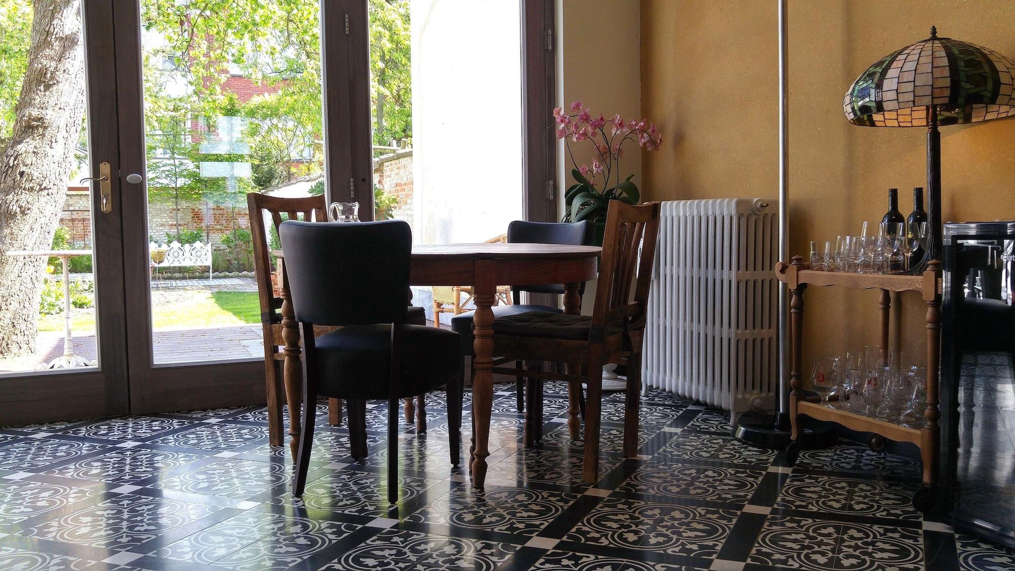 Restaurant Bed and Breakfast Exterlaer