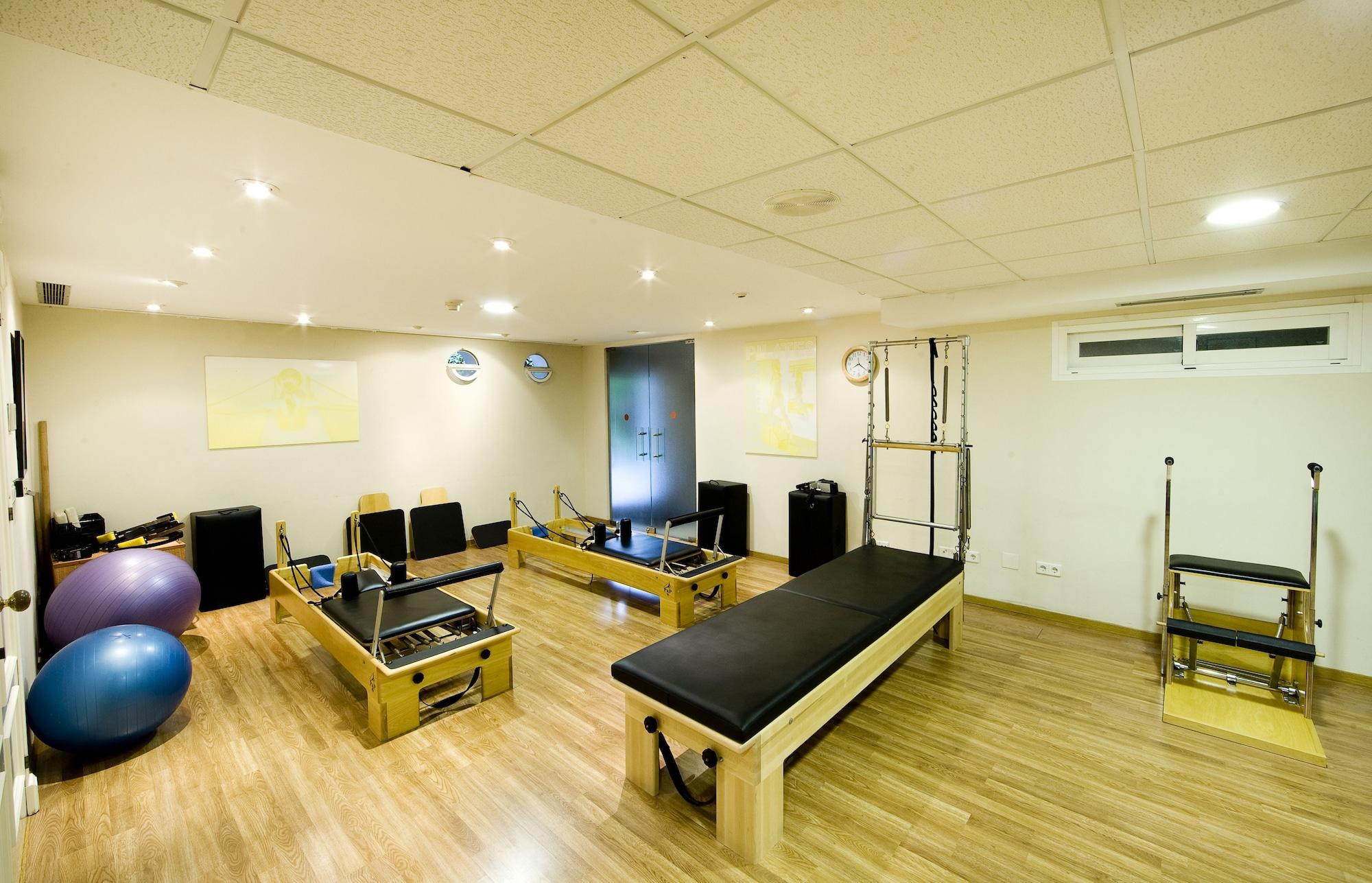 Gimnasio Aparthotel Monarque Sultán