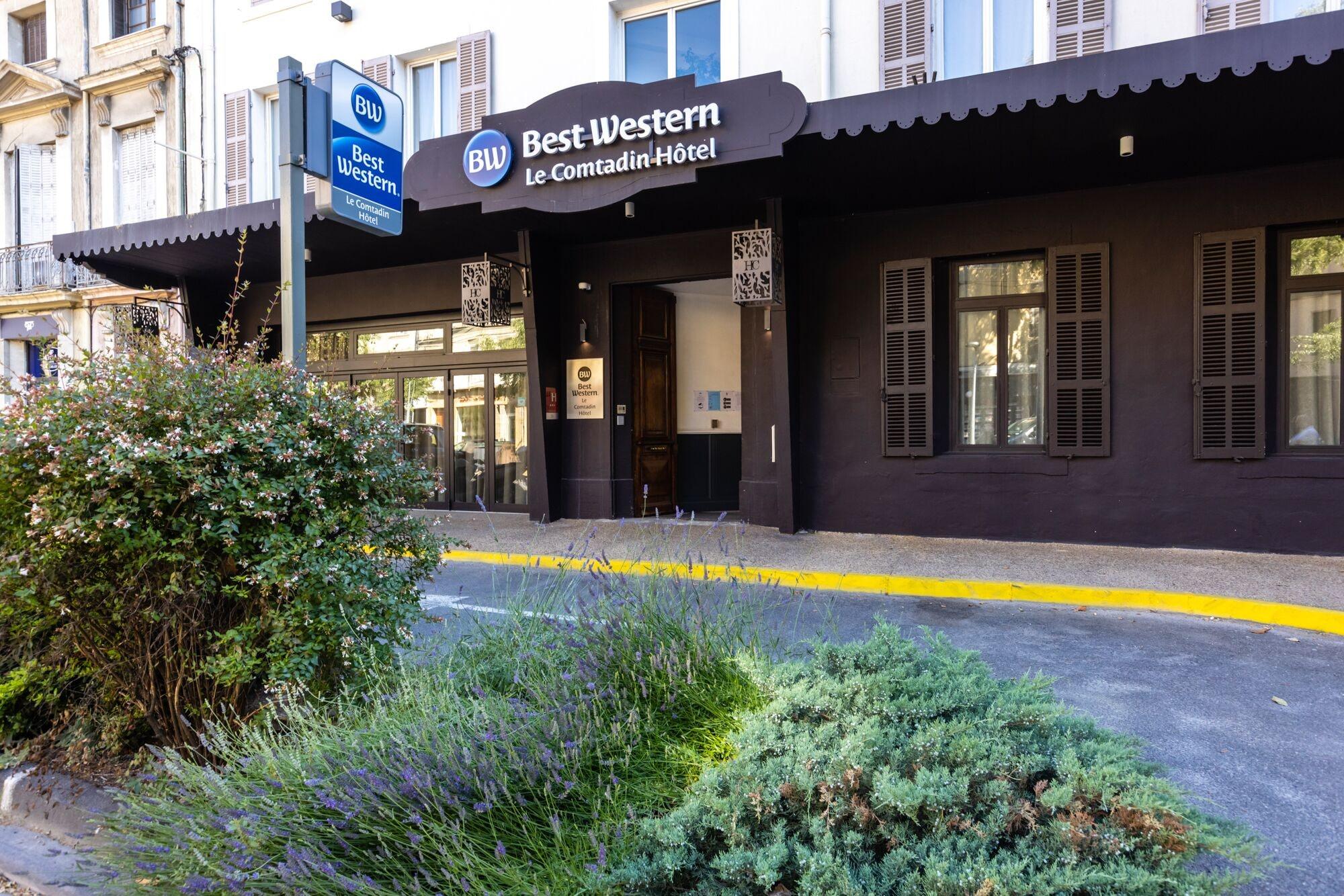 Vista Exterior Best Western Le Comtadin