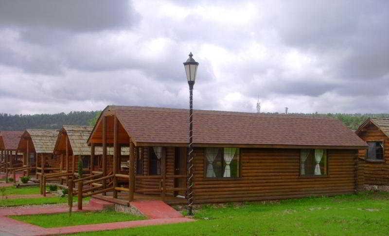 Vista Exterior Villa Mexicana Creel Mountain Lodge