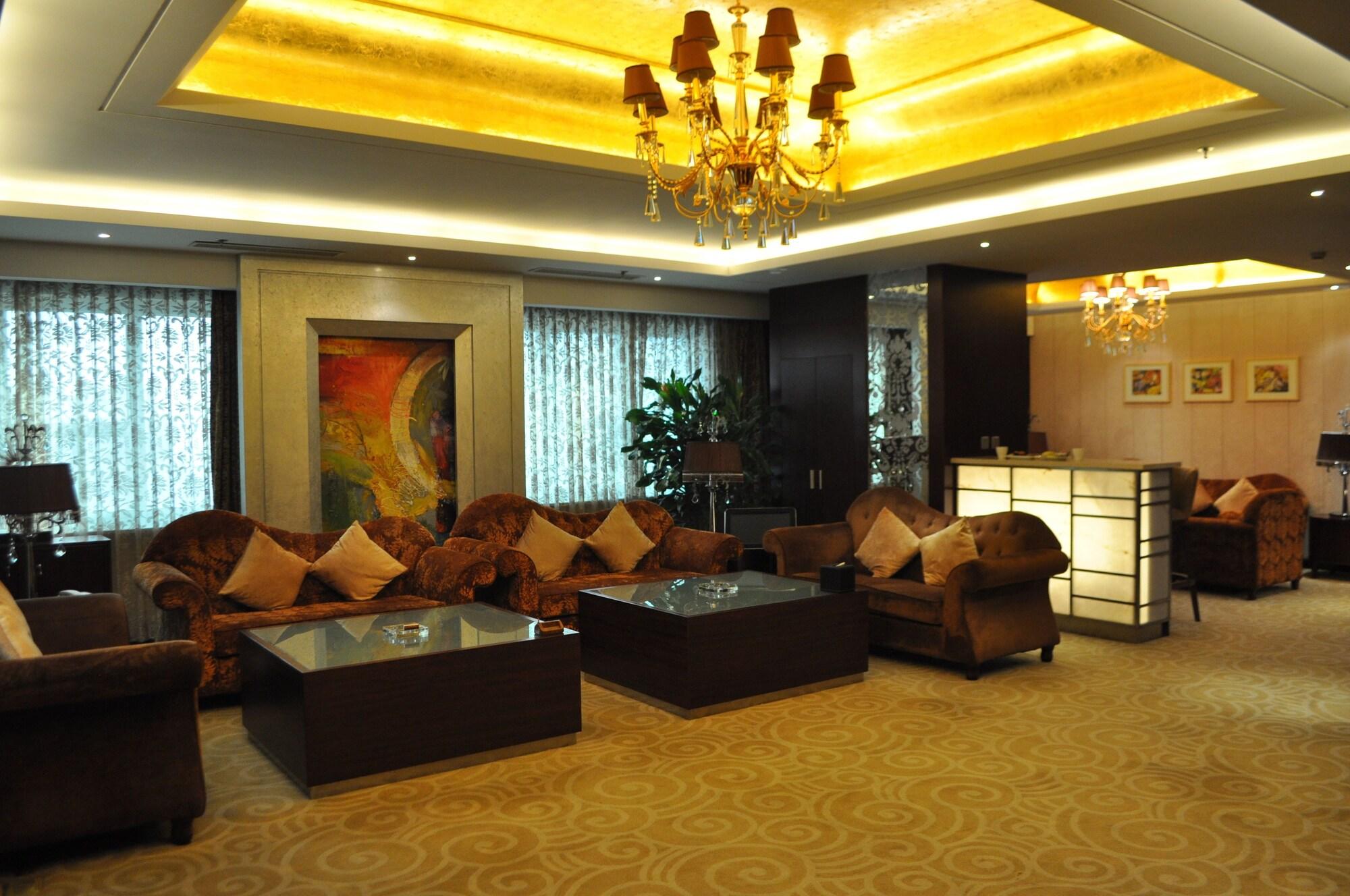 Vista Lobby Ramada Plaza Shenyang City Center