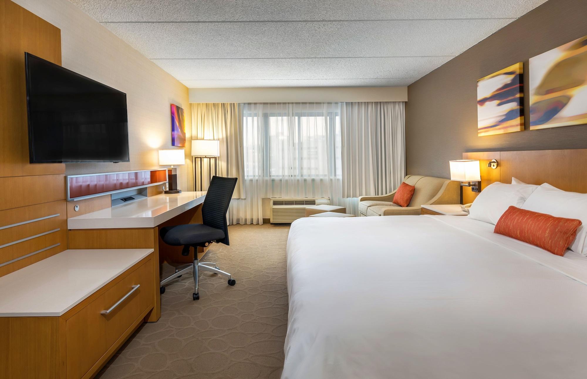 Habitación Delta Hotels by Marriott Utica