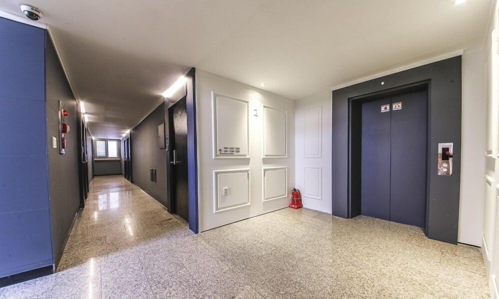 Varios Chuncheon Urbane Hotel