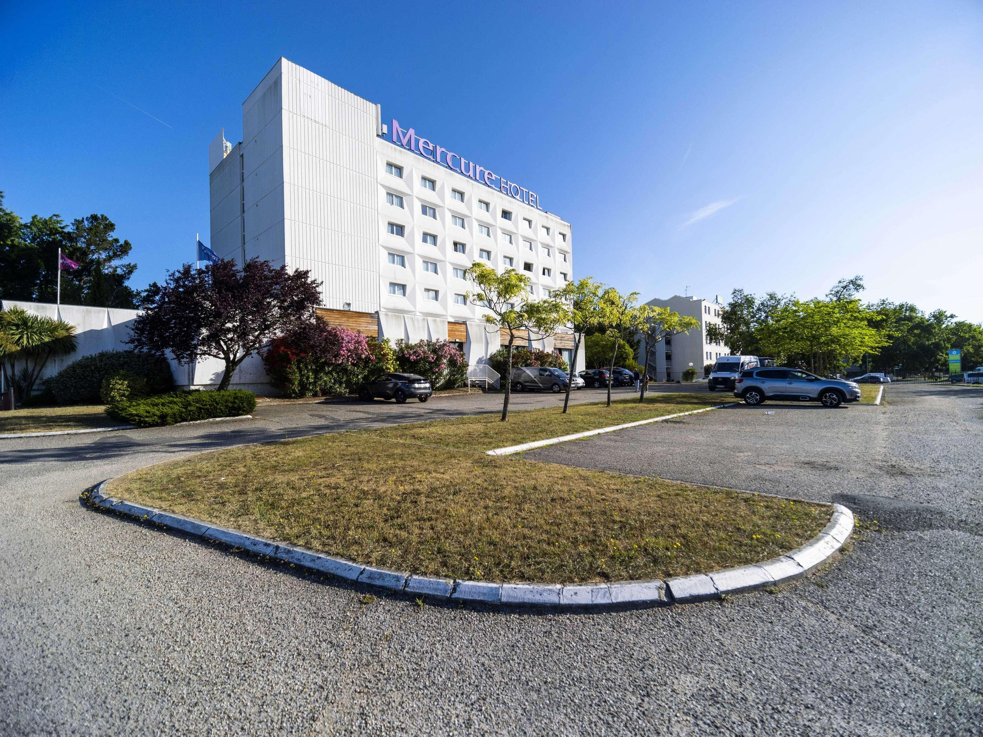Vista Exterior Mercure Bordeaux Lac