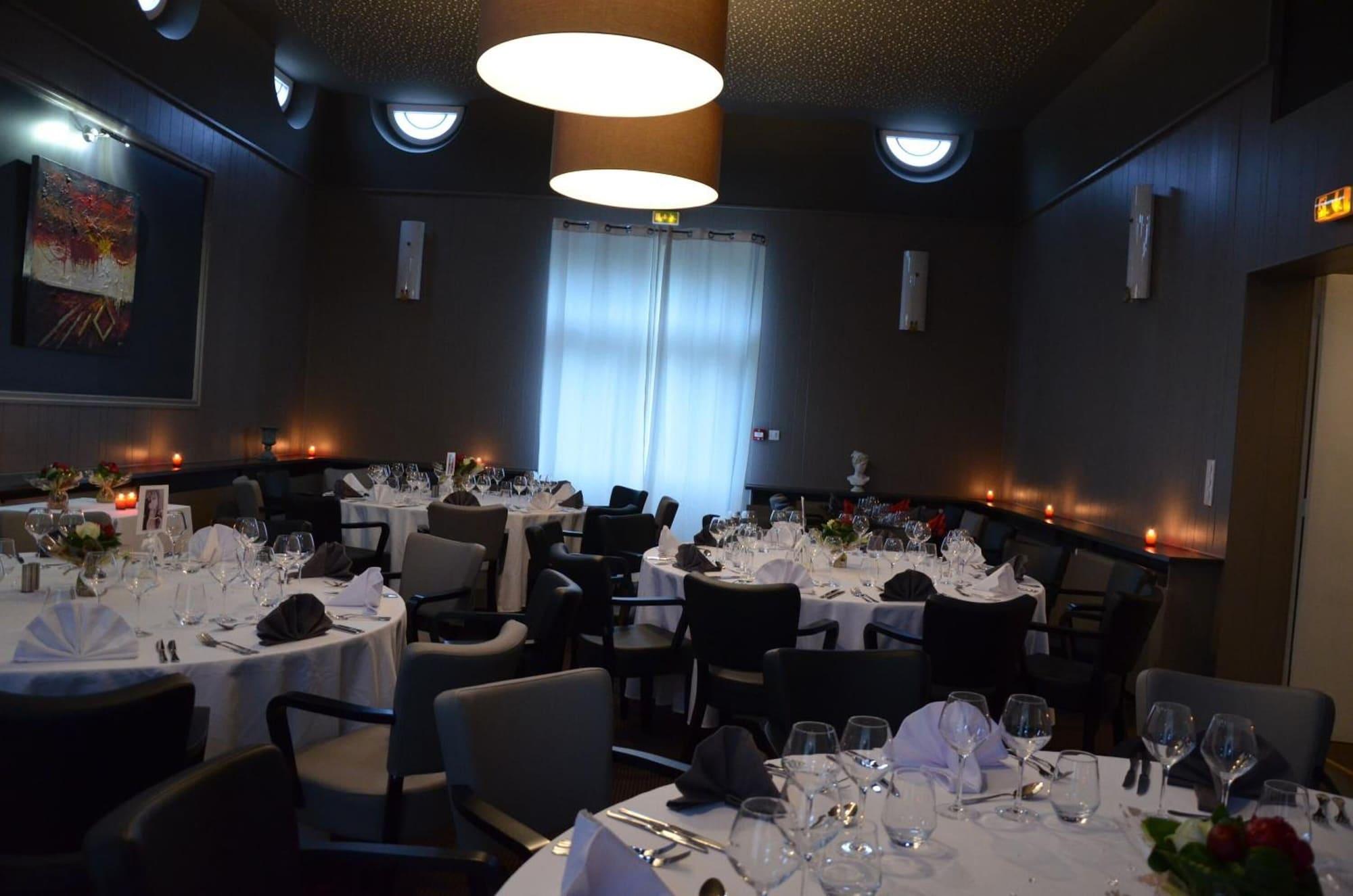 Salón de Baile Hotel La Régie