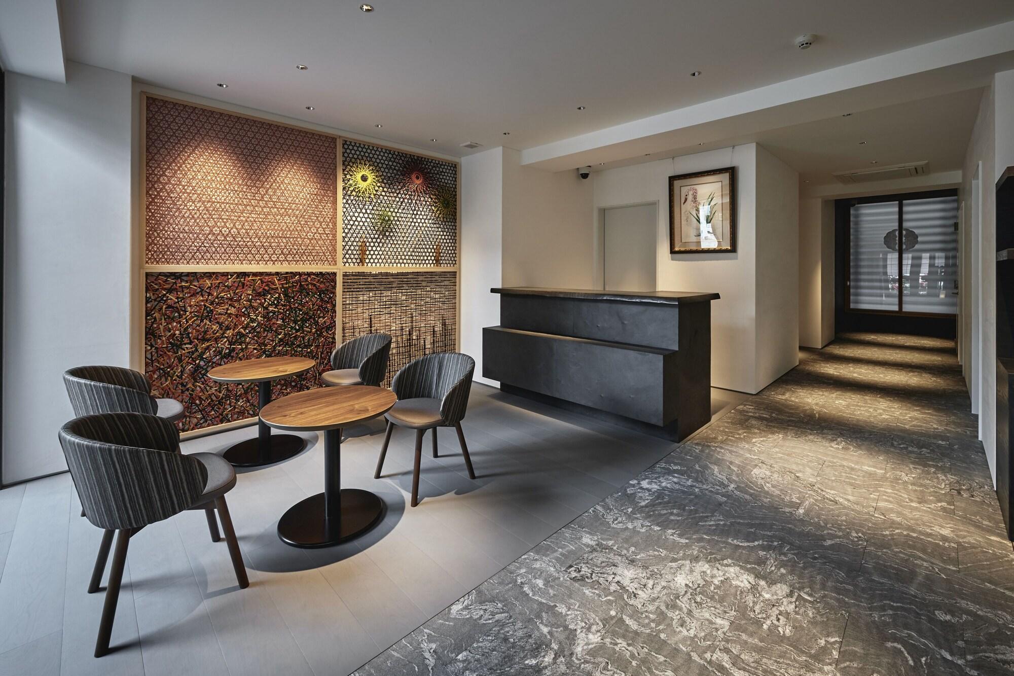 Vista Lobby THE HOTELS HAKATA HARUSHIGE HONKAN