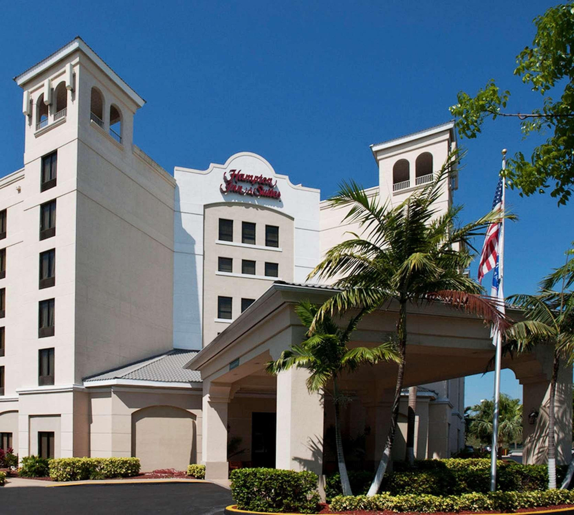 Vista Exterior Hampton Inn & Suites by Hilton Miami-Doral/Dolphin Mall
