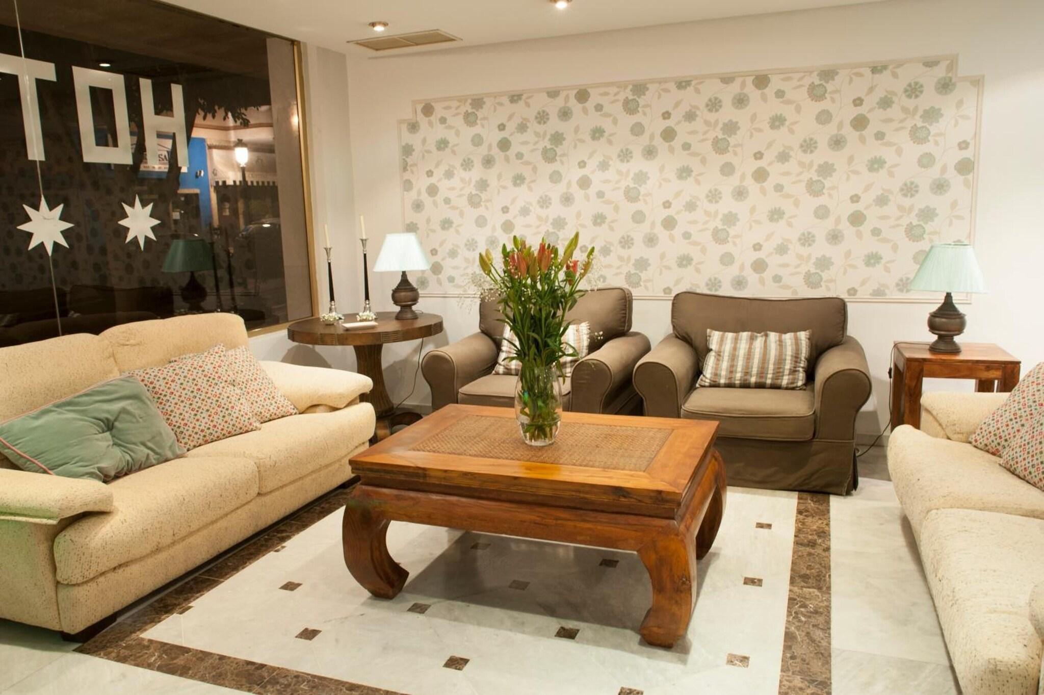 Vista Lobby Hotel El Faro Marbella