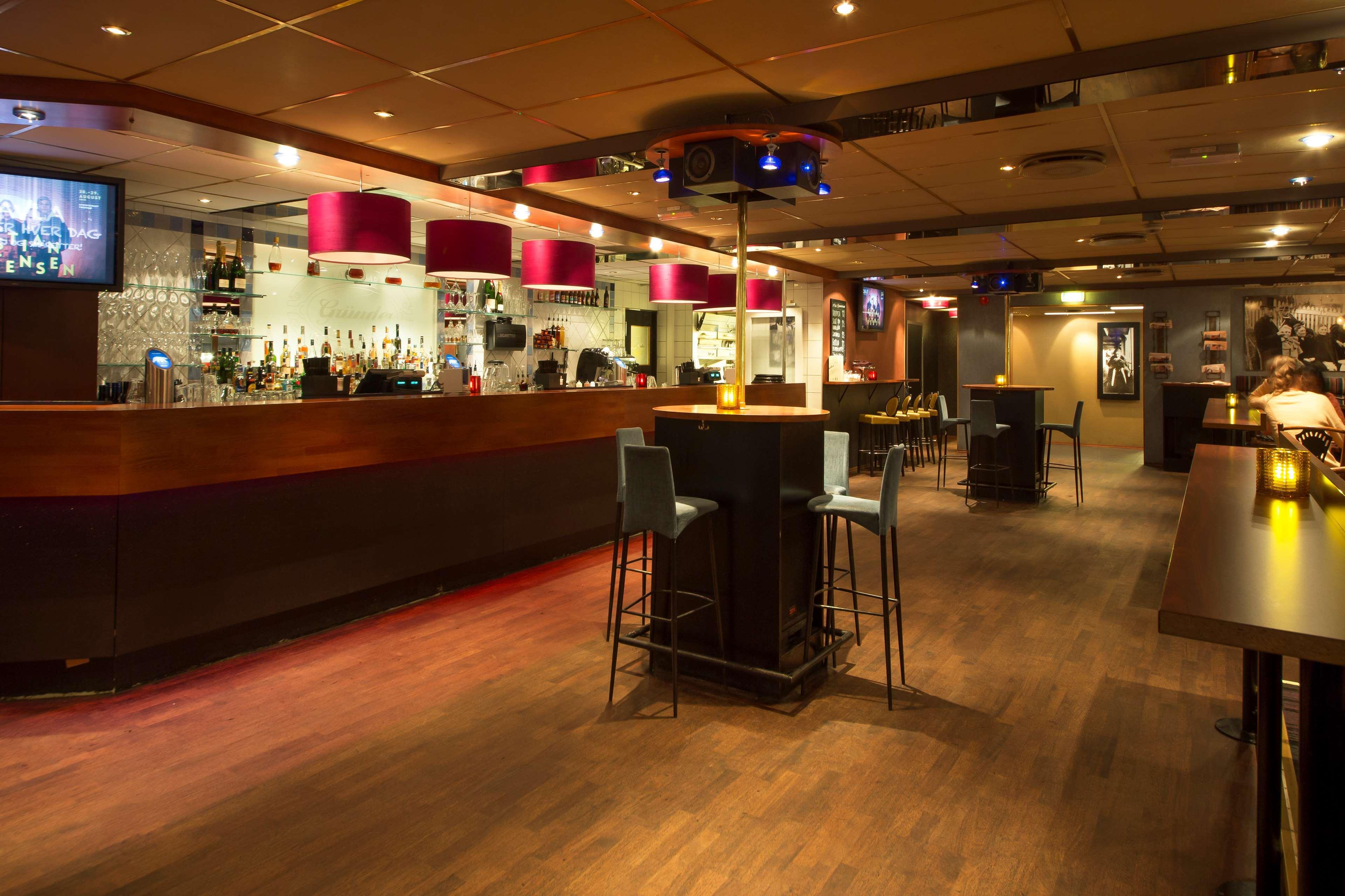 Bar/Salón Scandic Grand Tromsø