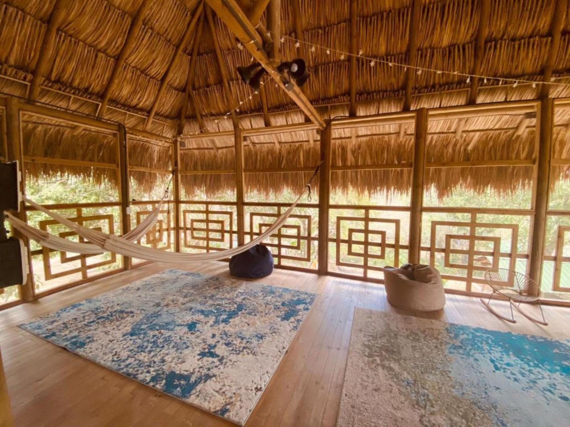 Bar/Salón Ankua Eco Hotel