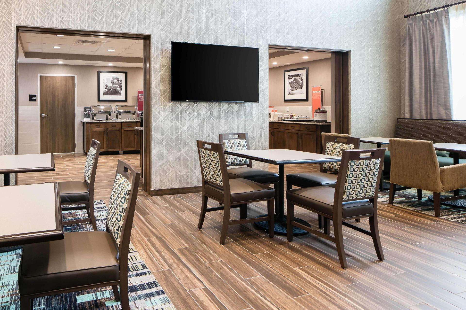 Restaurant Hampton Inn & Suites Hudson