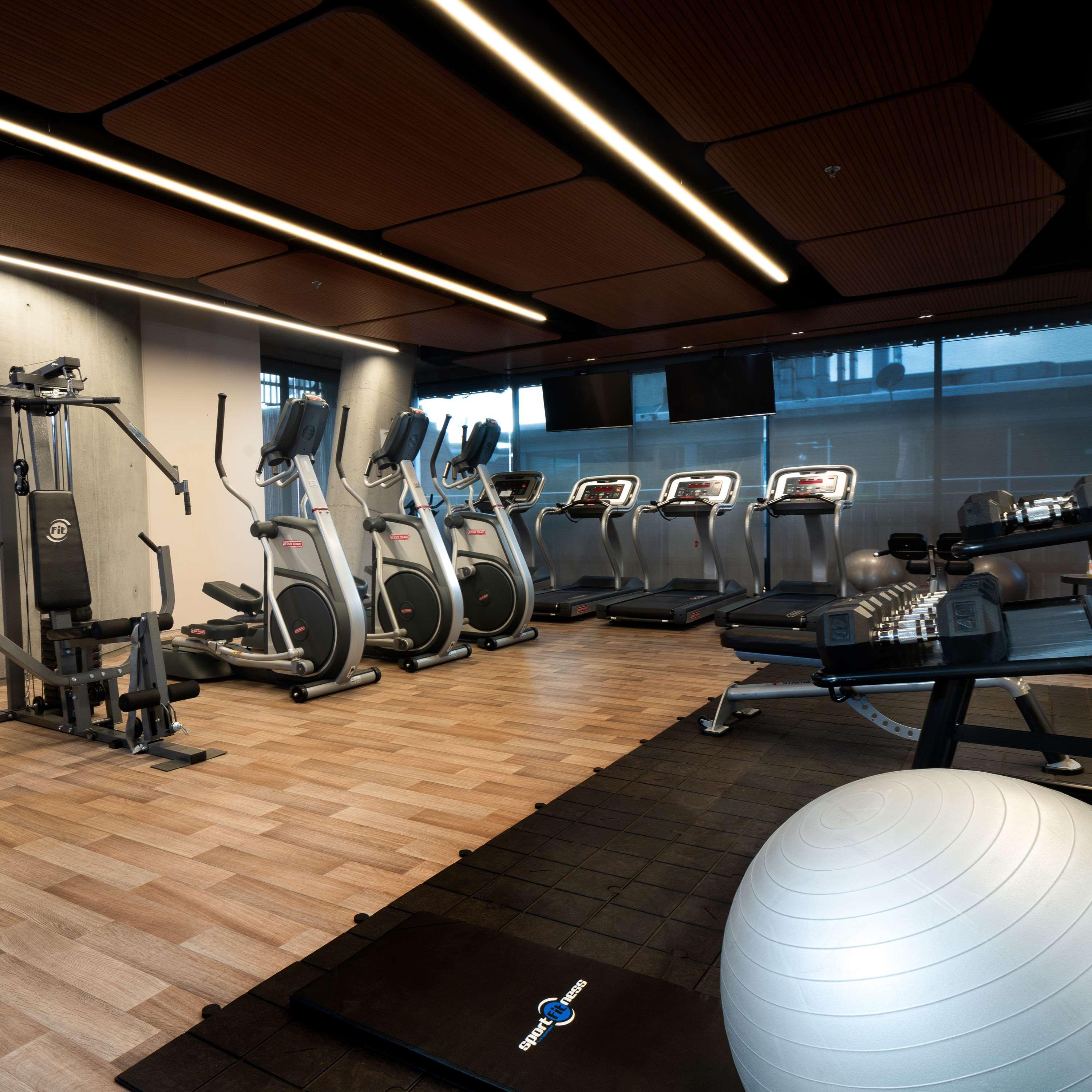 Gimnasio Salvio Parque 93 Bogota, Curio Collection by Hilton