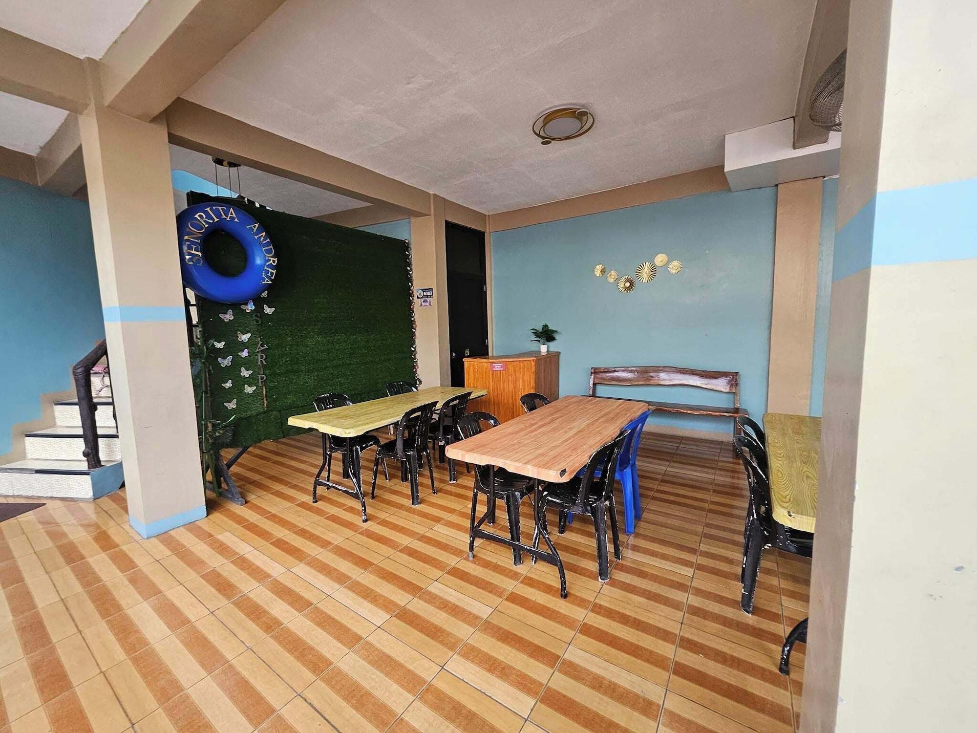 Vista Lobby Perfect for Group Tour and Events