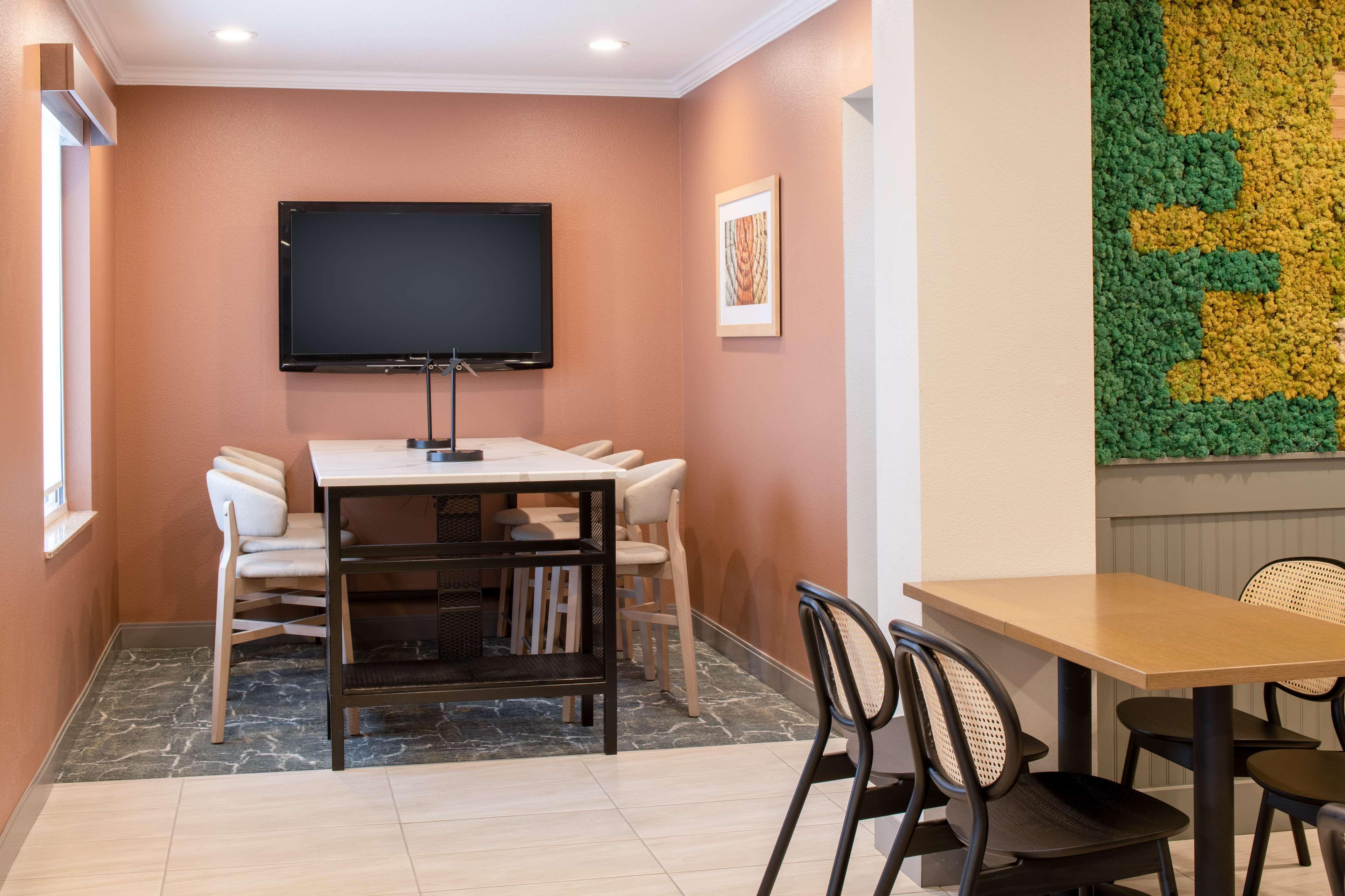 Centro de Negocios Surestay Plus By Best Western Kennewick Tri-Cities