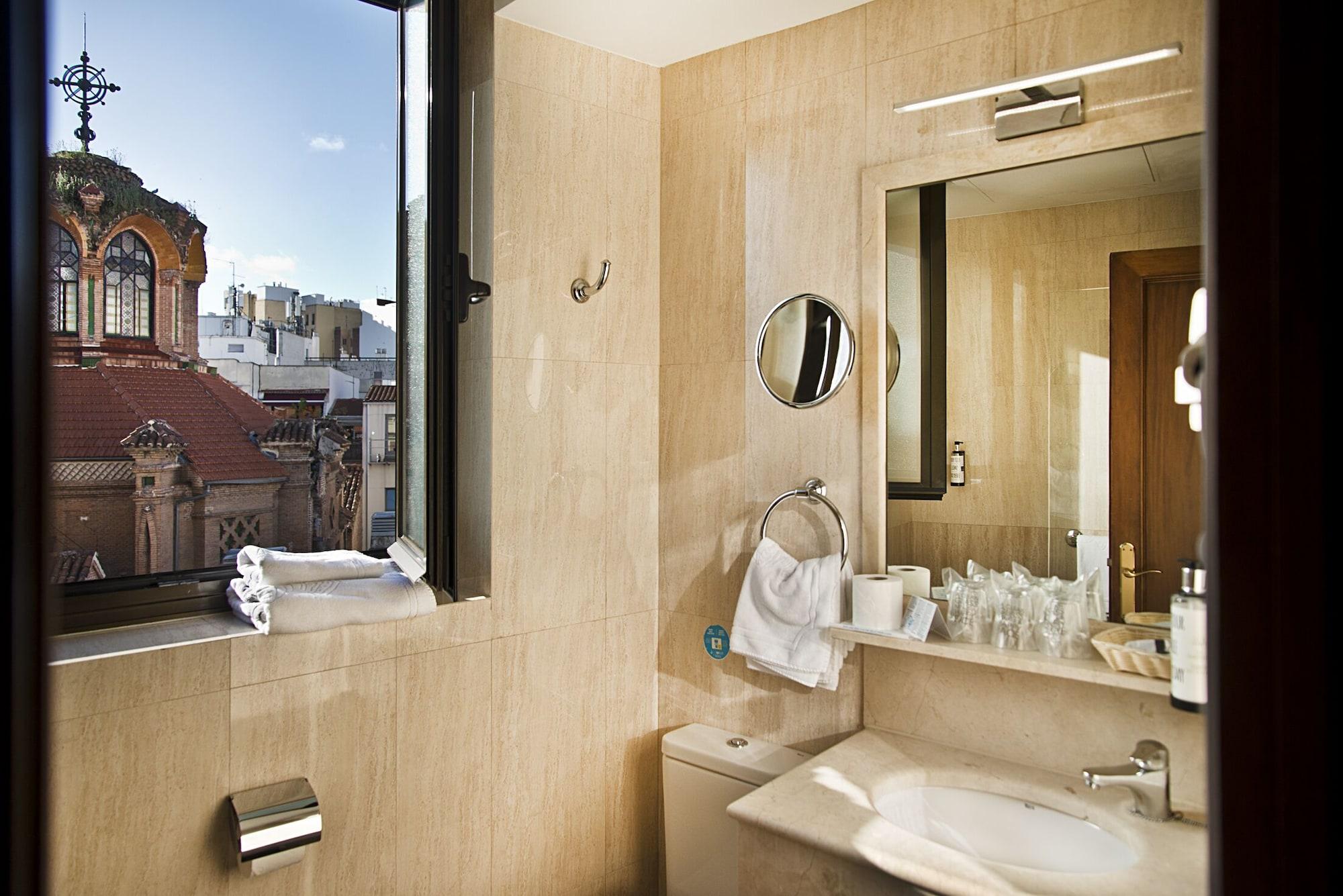 Equipamiento de Habitación Hotel Los Condes