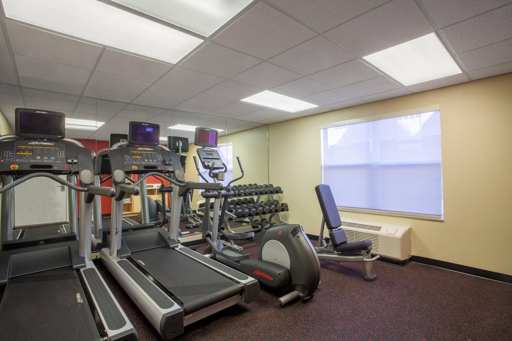 Gimnasio TownePlace Suites by Marriott Huntsville
