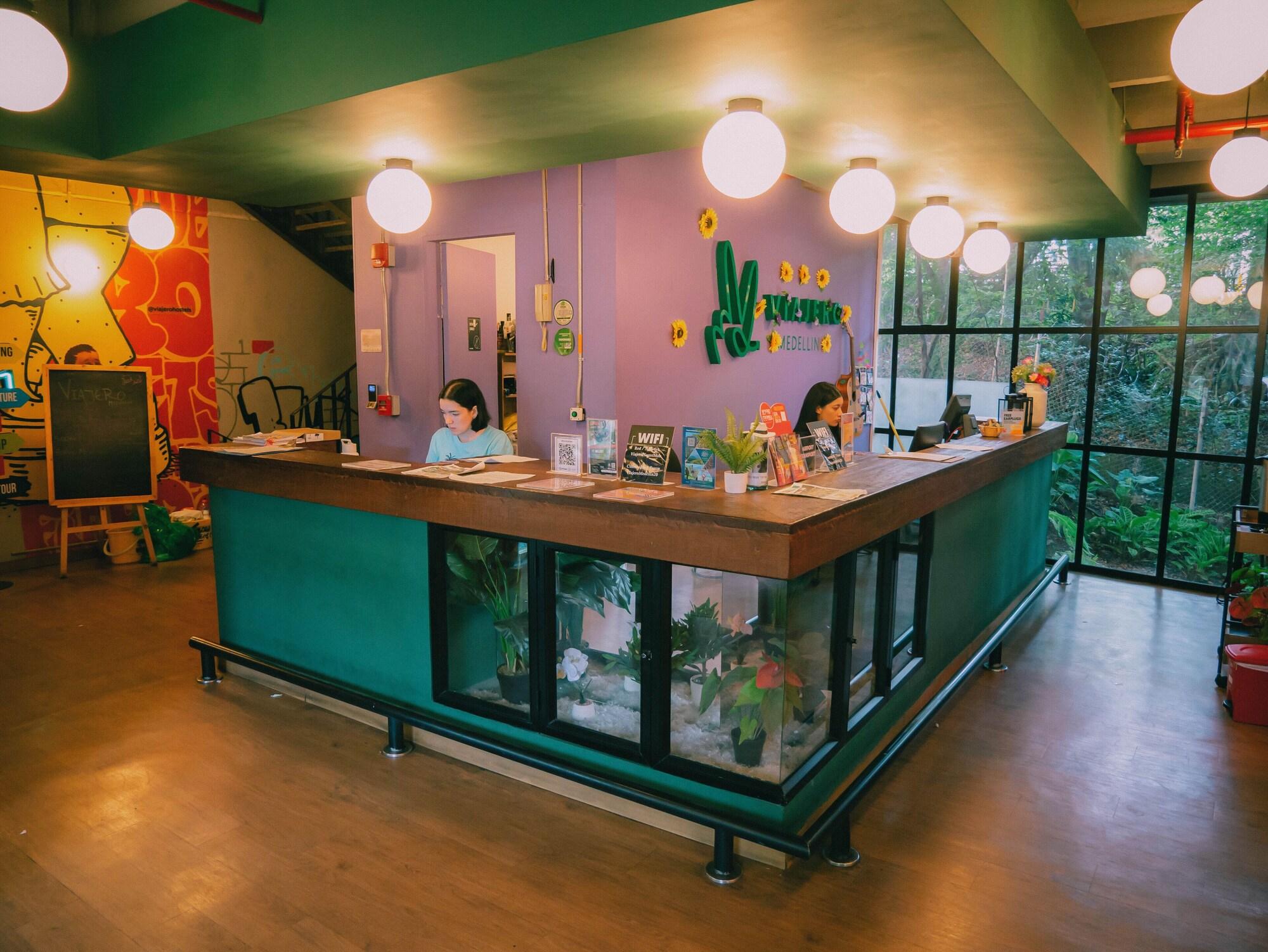Vista Lobby Viajero Hostel Medellin