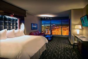 Alquiler Vacacional - Last minute Deal! Las Vegas Strip location. 1 bedroom Suite with kitchen sleep 4