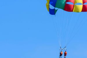 Actividad - Parasailing en Roatán