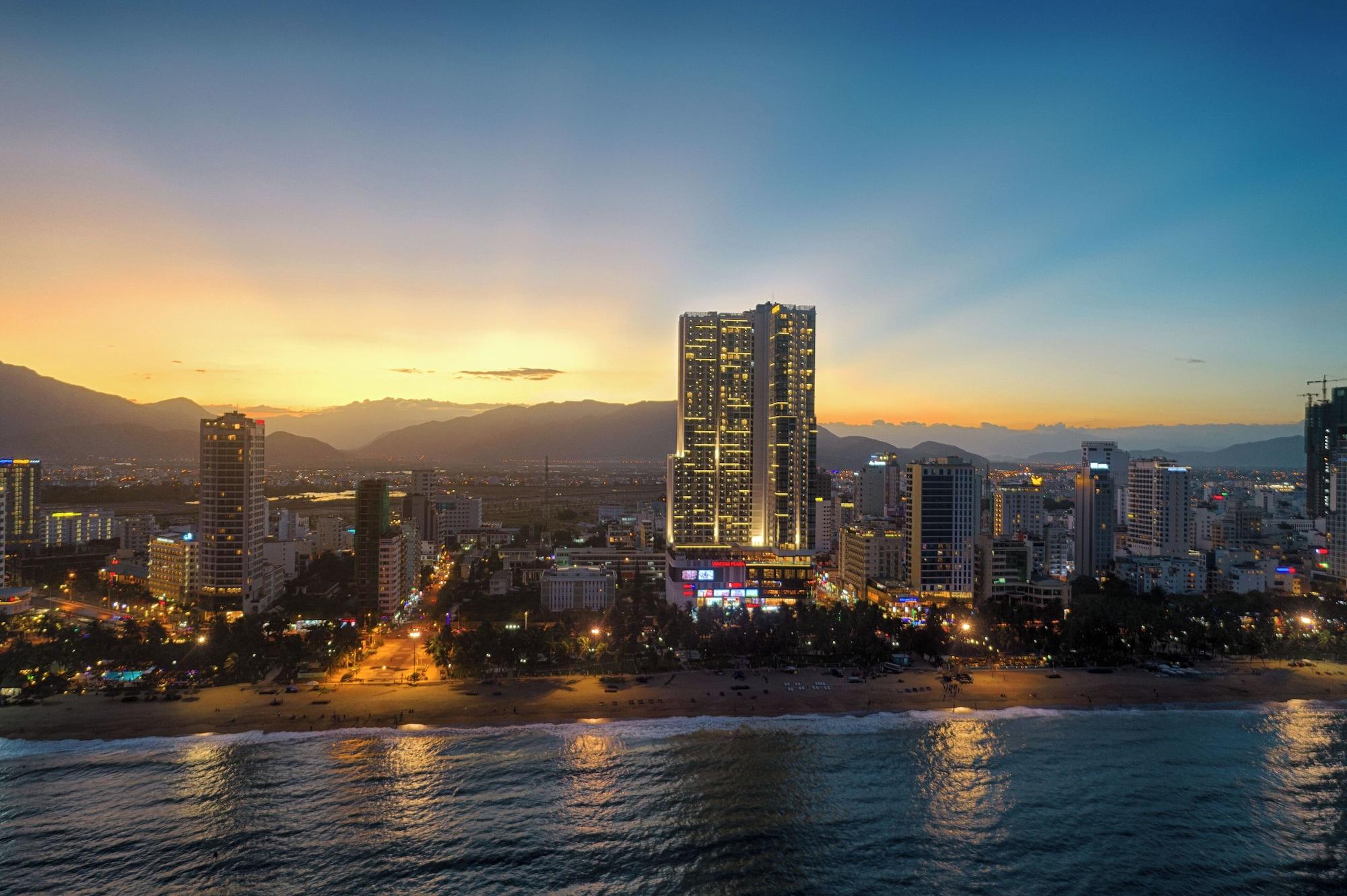 Vista Exterior Vinpearl Beachfront Nha Trang