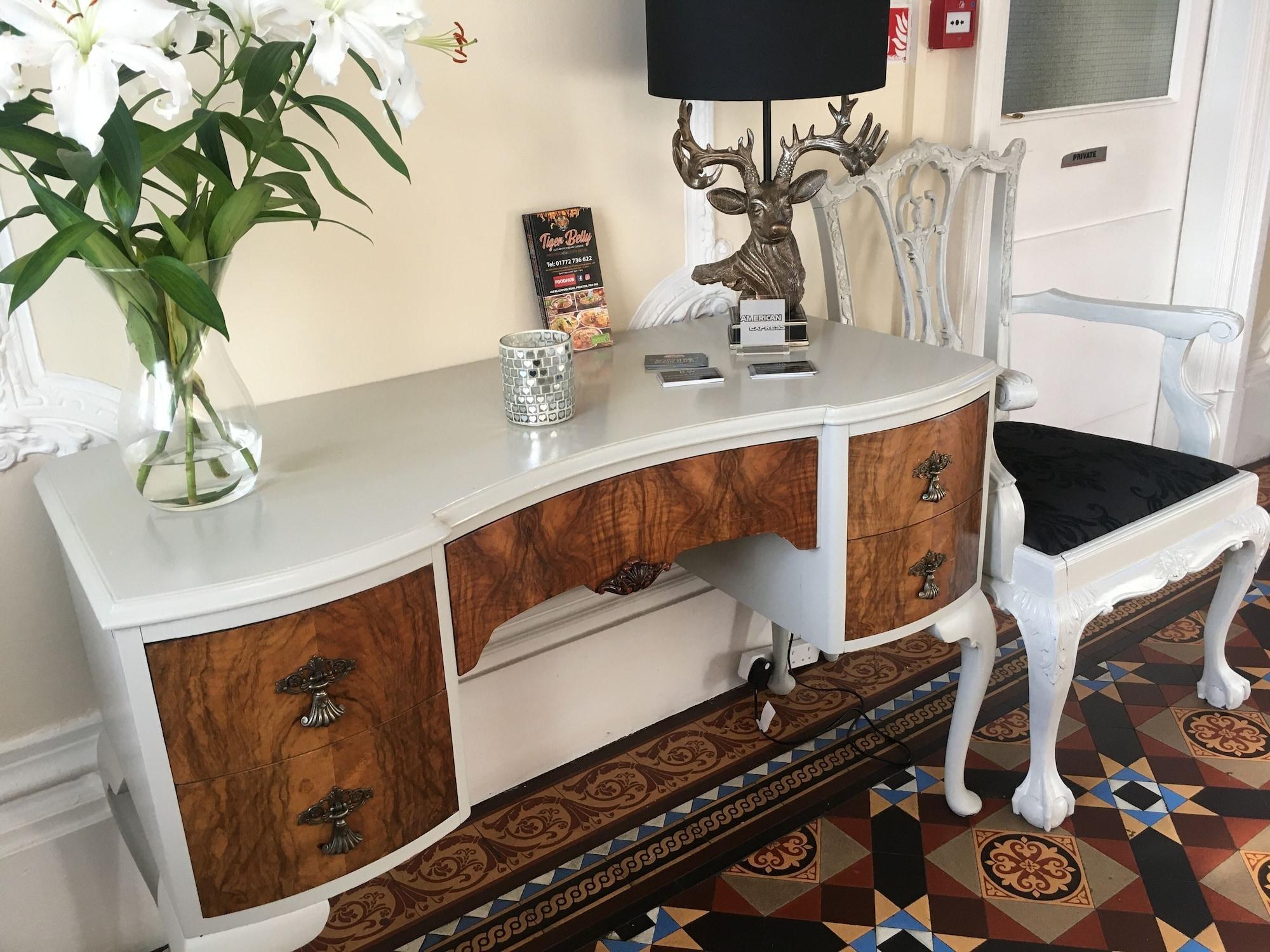 Vista Lobby St Andrews House Hotel