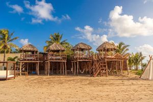 Alojamiento - Artisan Playa Esmeralda Family Beach Hotel