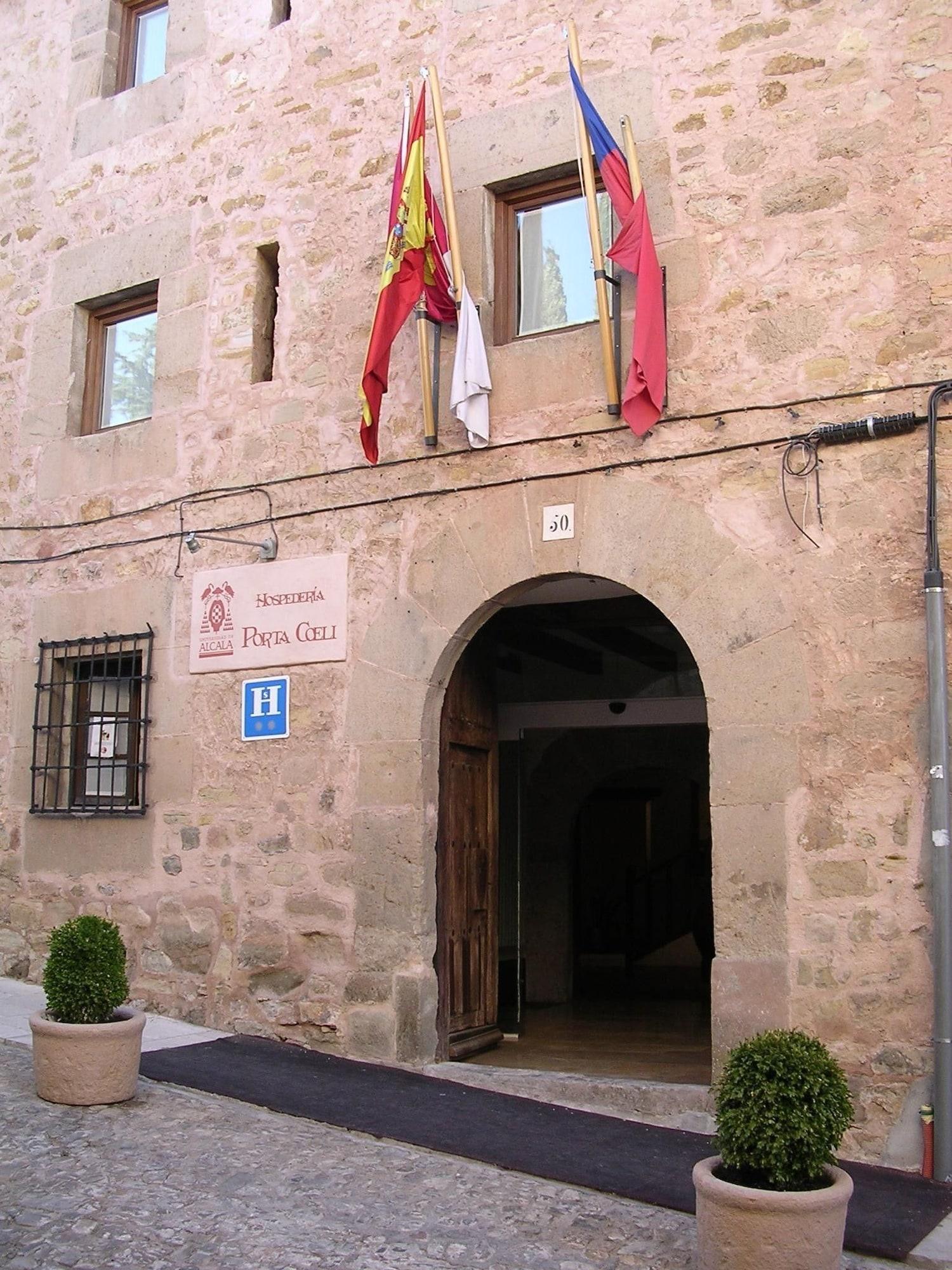 Vista Exterior Hospedería Porta Coeli