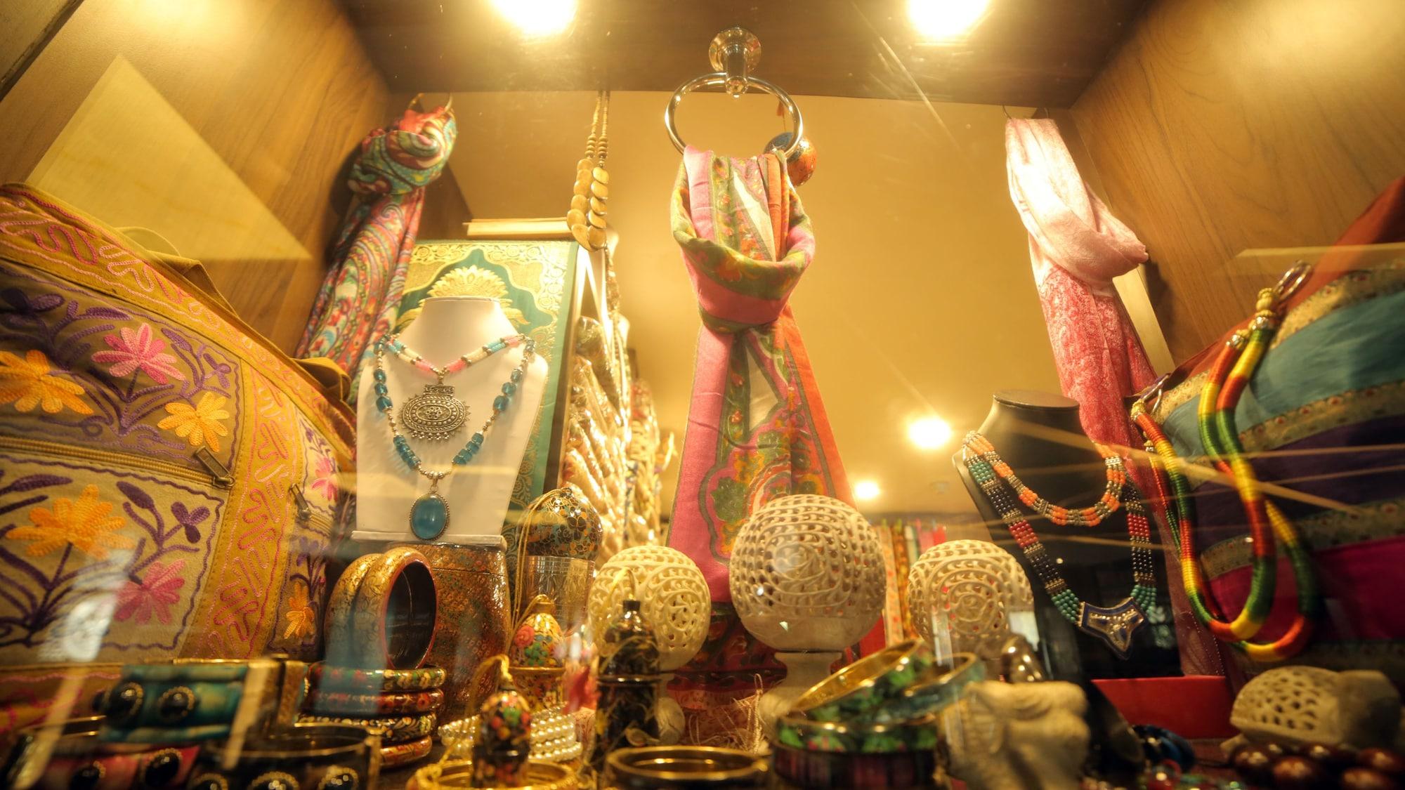 Vista Lobby The Amayaa