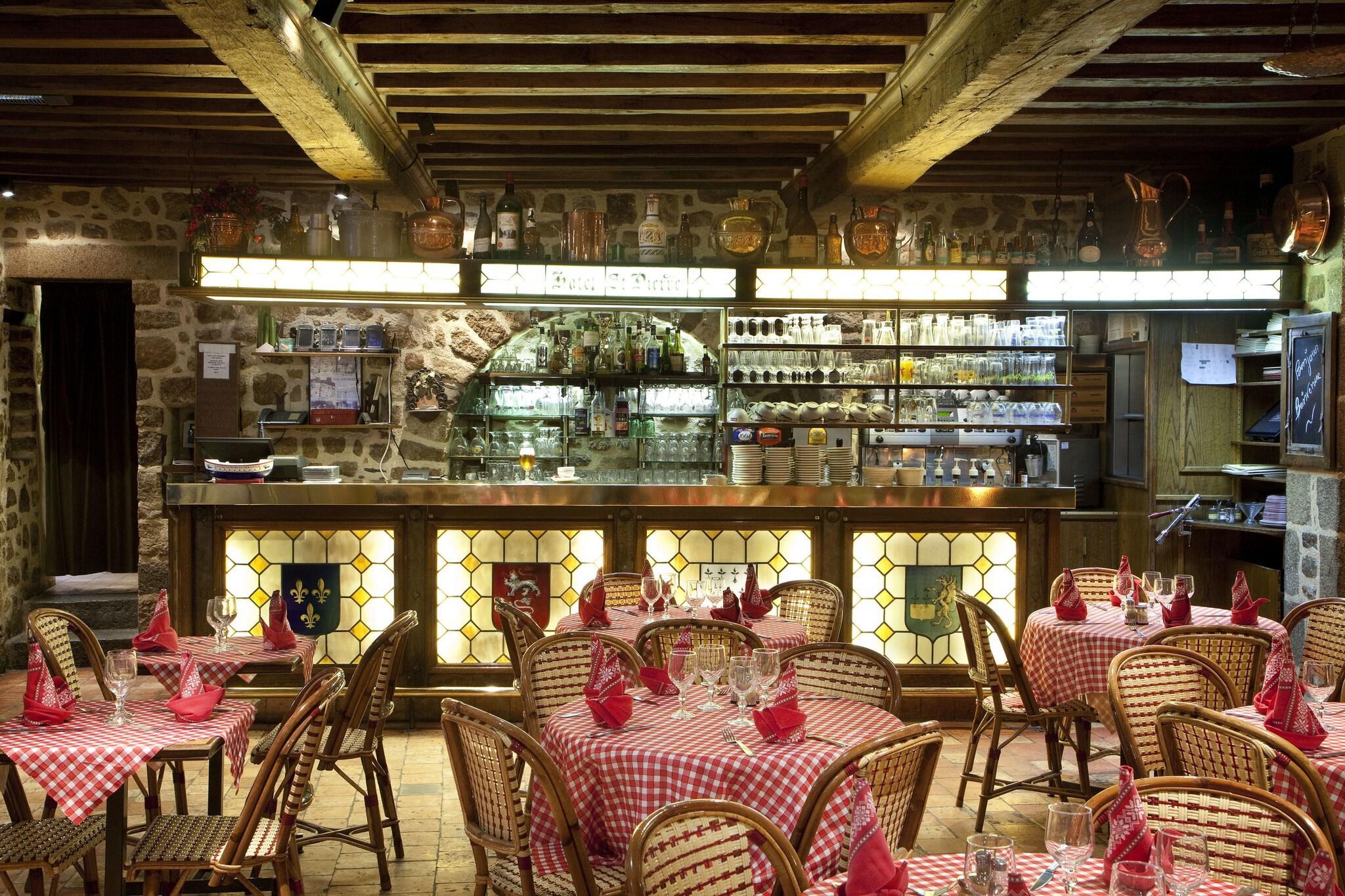 Bar/Salón Auberge Saint-Pierre