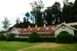 Alojamiento - KSTDC Hotel Mayura Sudarshan