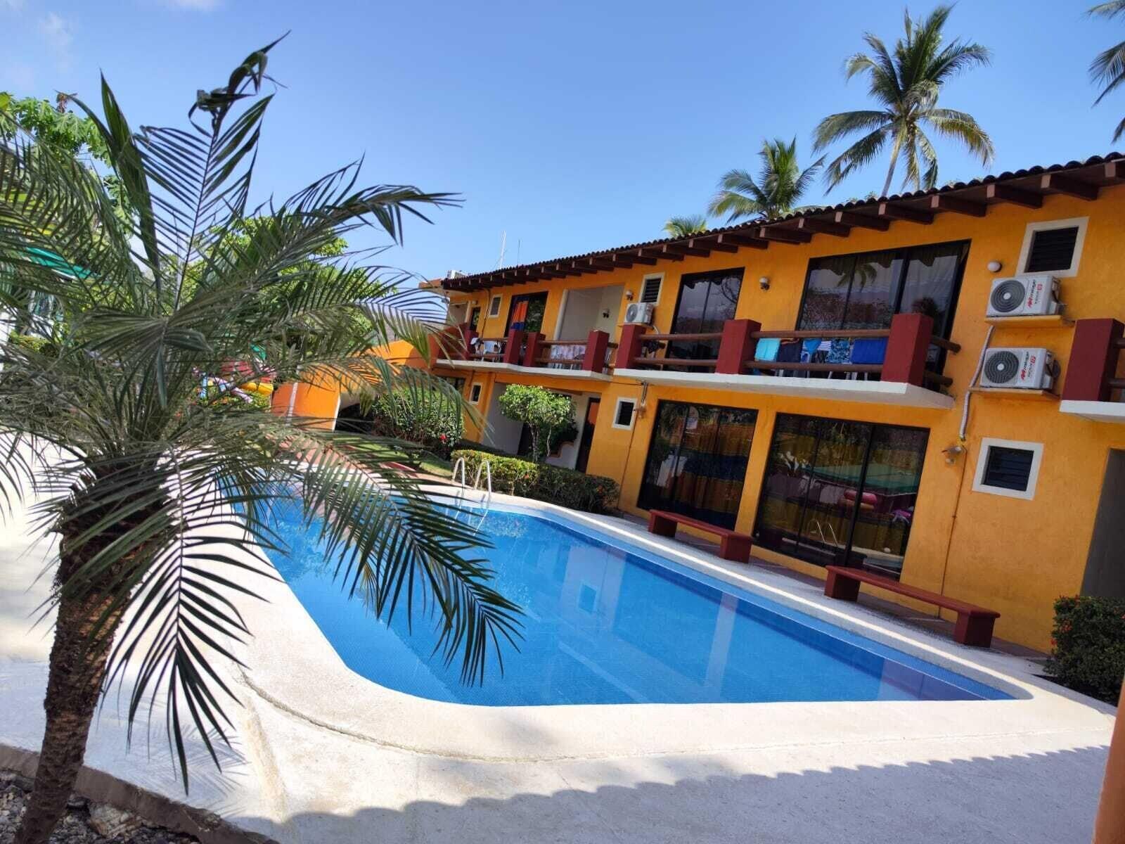 Varios Hotel J.B.