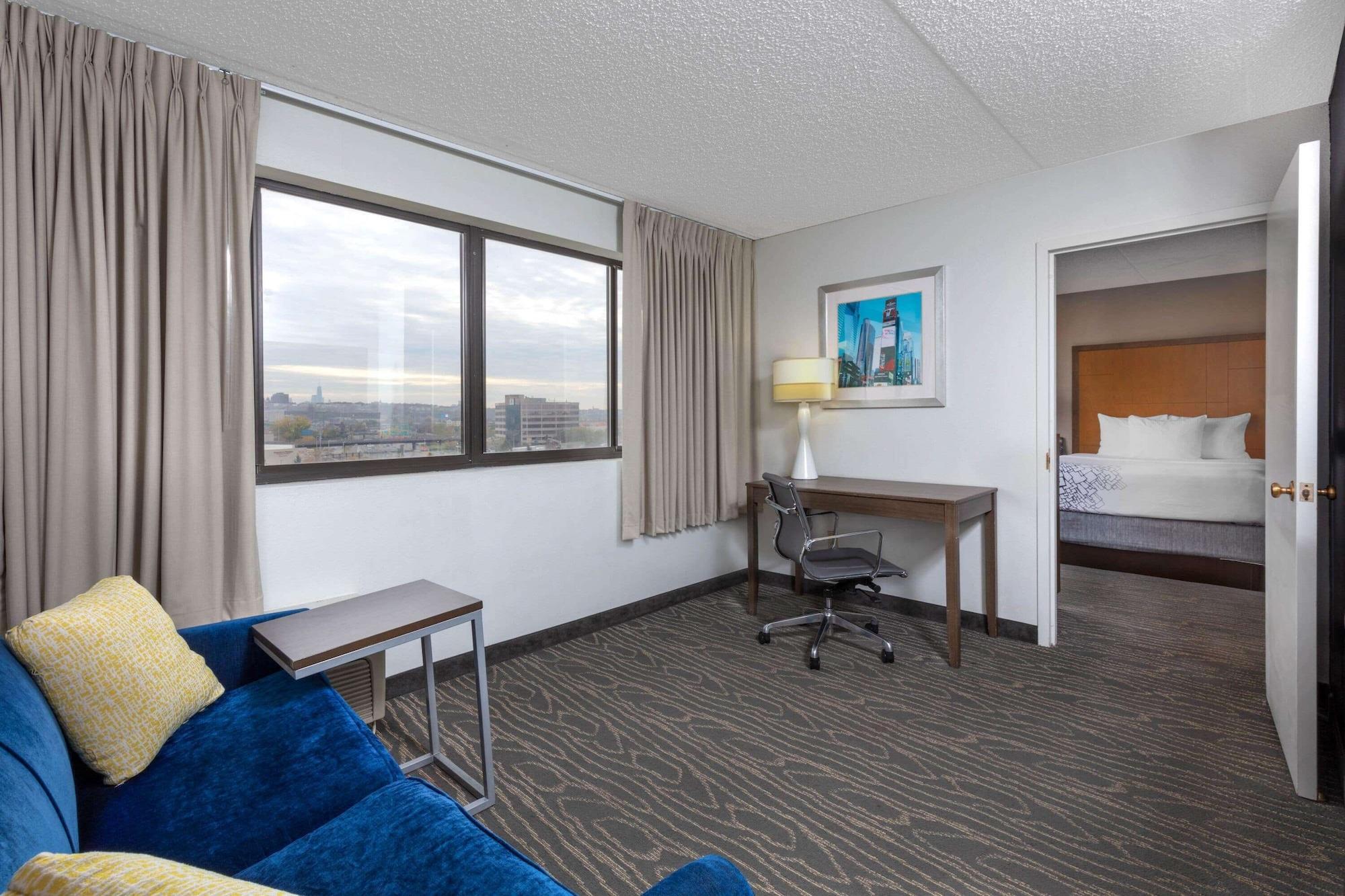 Habitación La Quinta Inn & Suites by Wyndham Secaucus Meadowlands