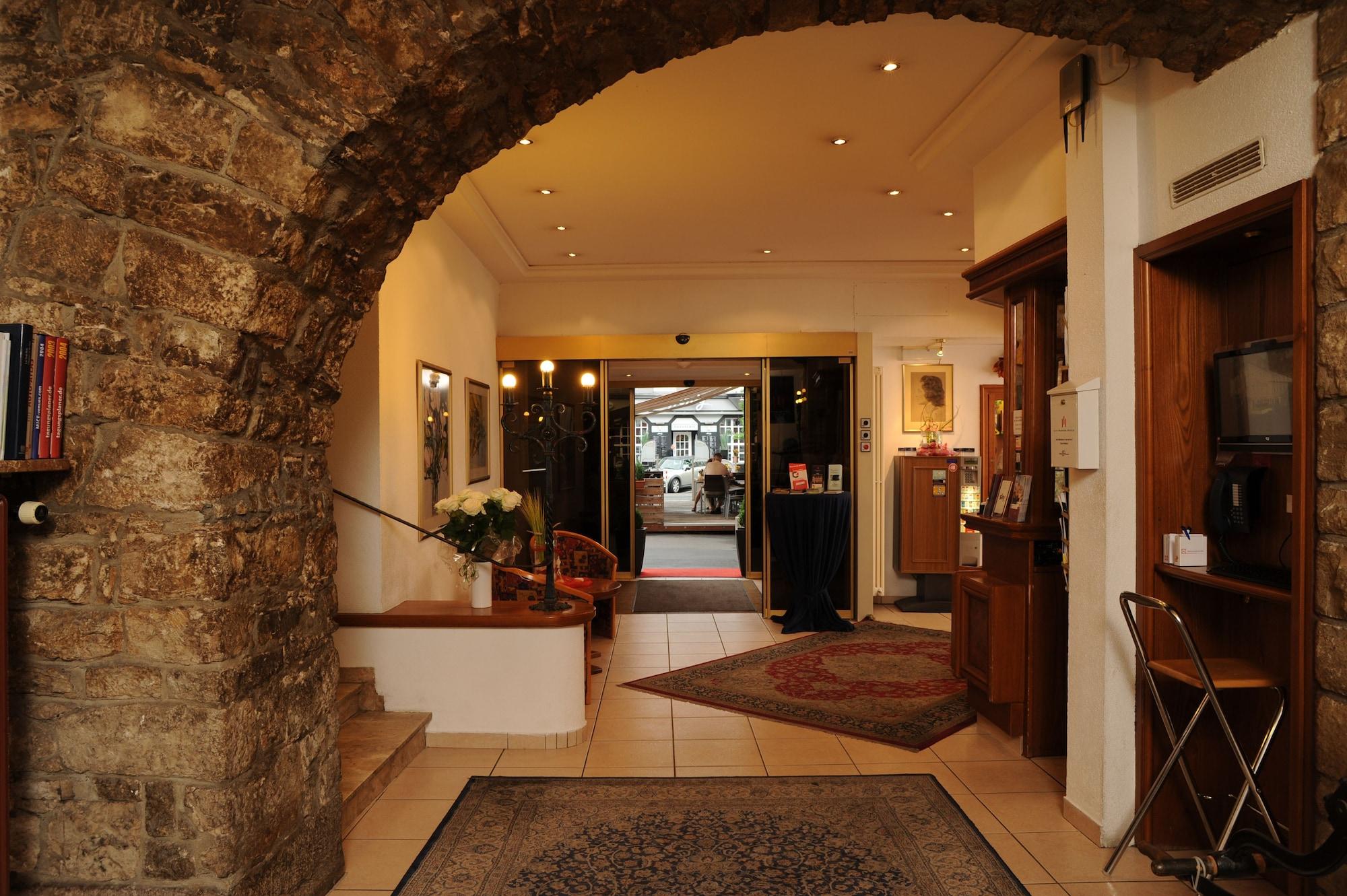 Vista Lobby City Partner Hotel Strauss