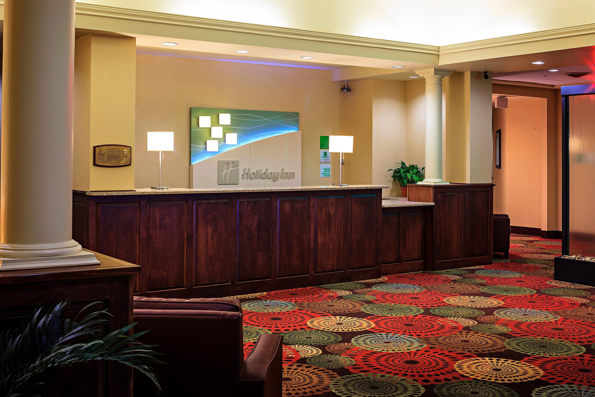 Vista Lobby Holiday Inn Berkshires