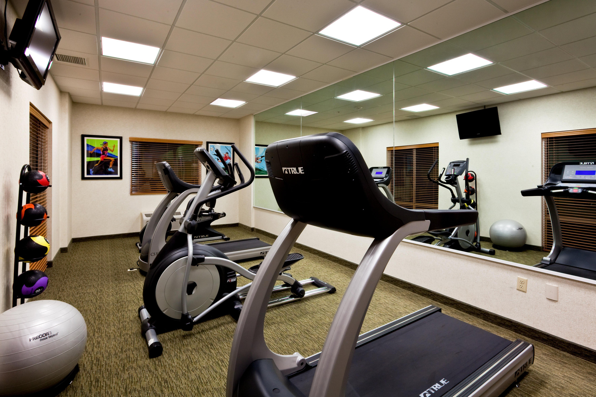 Instalaciones Recreativas Holiday Inn Express & Suites Monterrey Aeropuerto by IHG