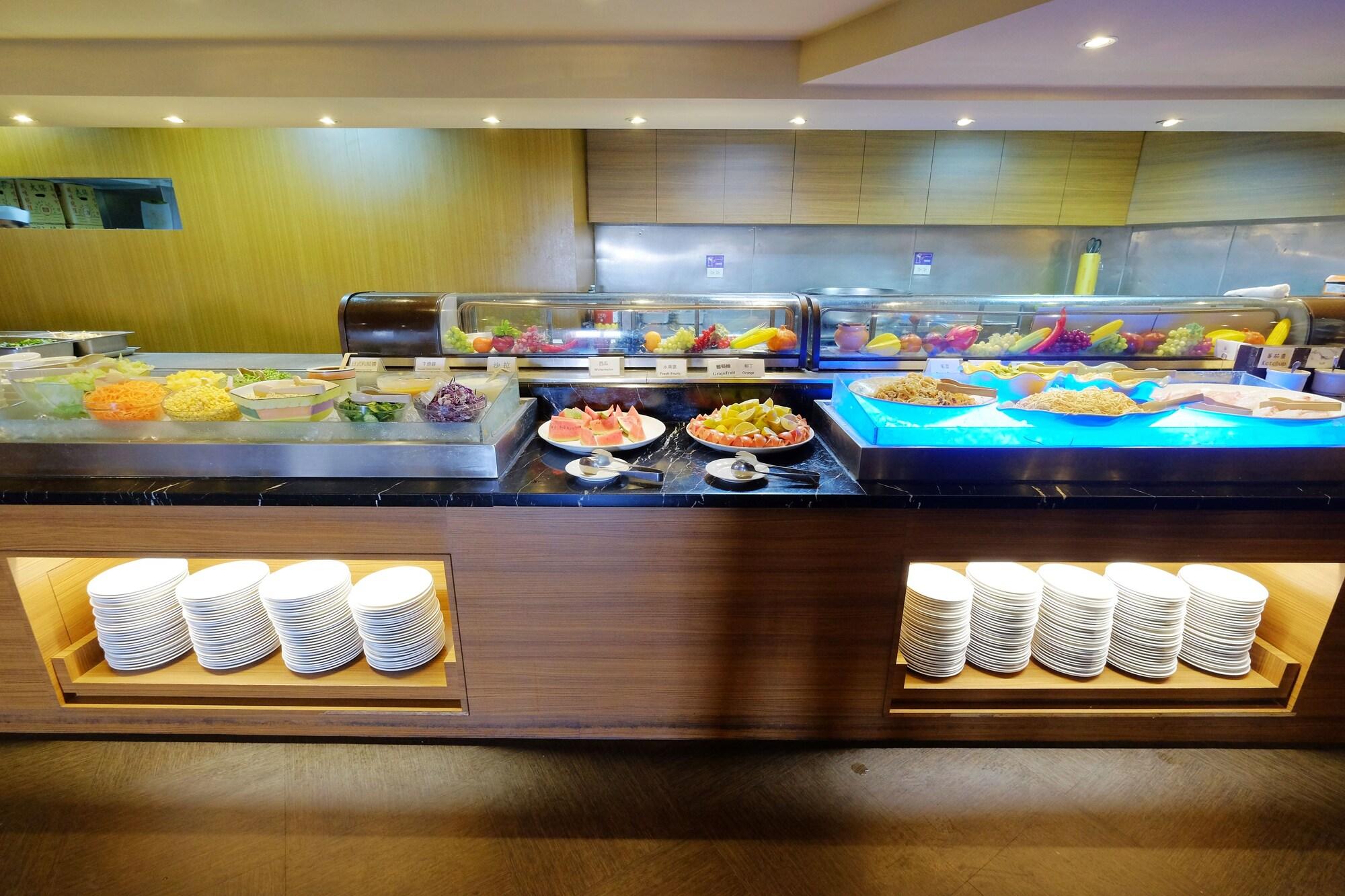 Restaurant City Suites Gateway