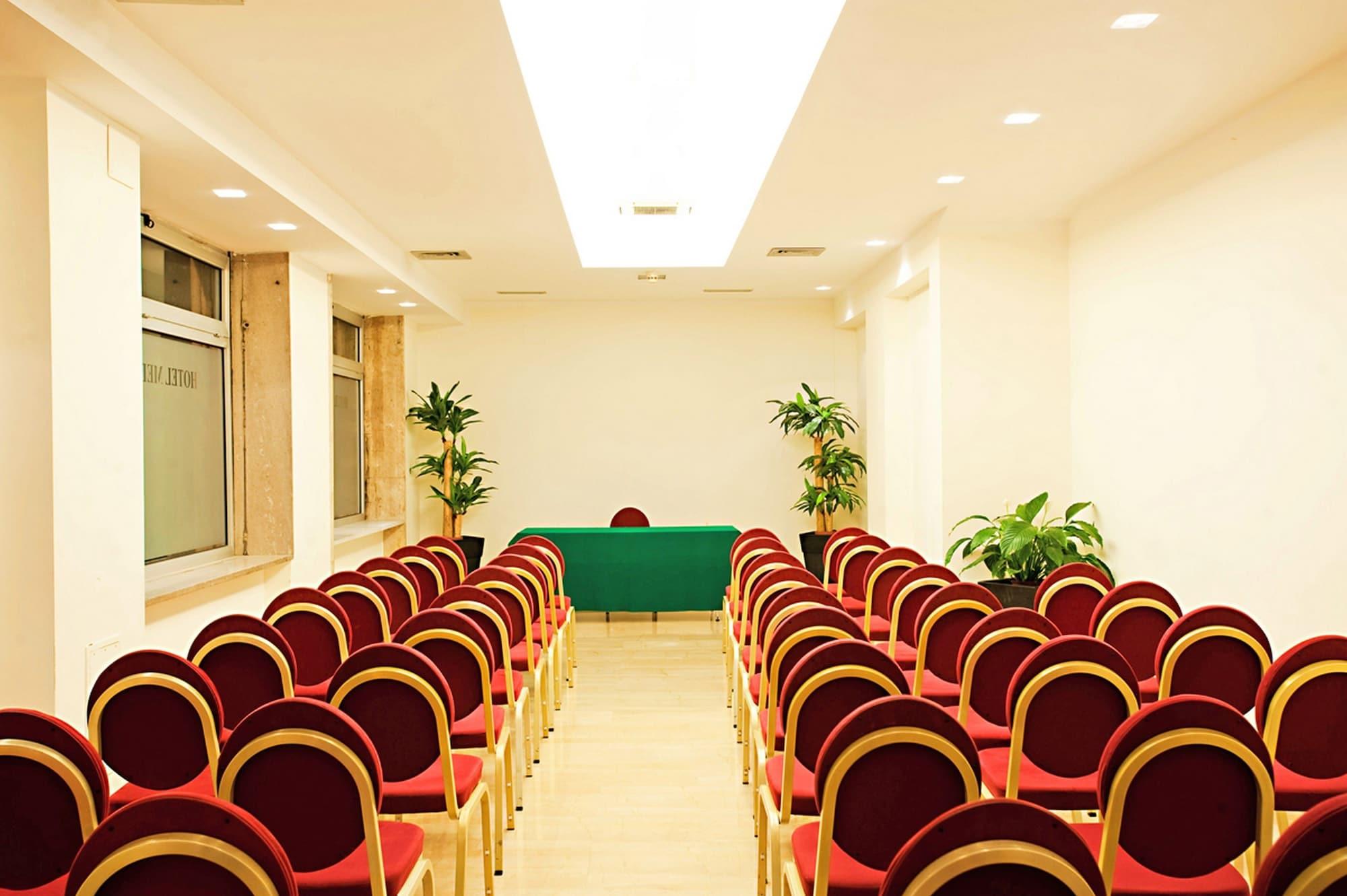 Sala de Reuniones Hotel  Mediterraneo