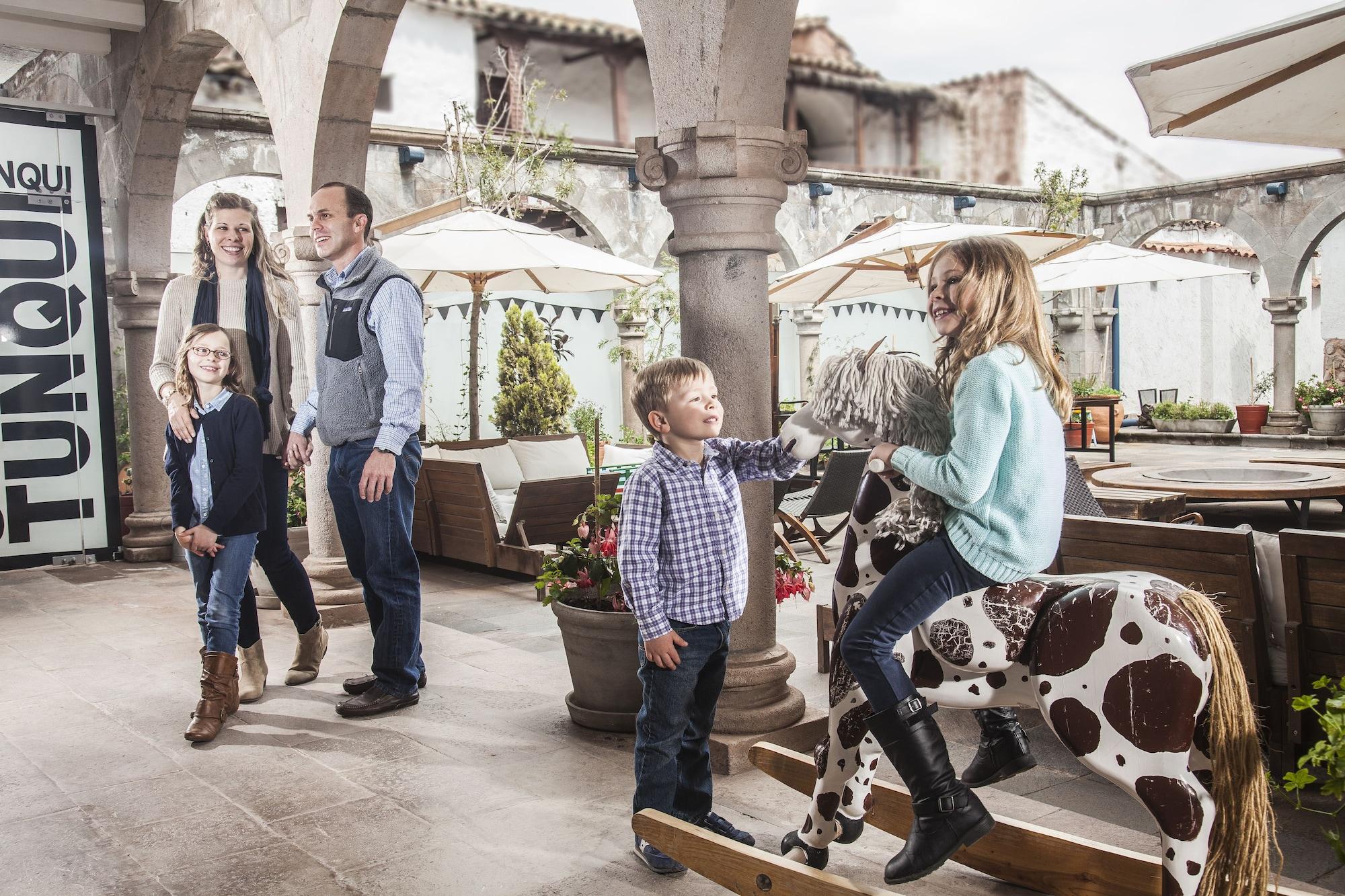 Instalaciones Recreativas El Mercado