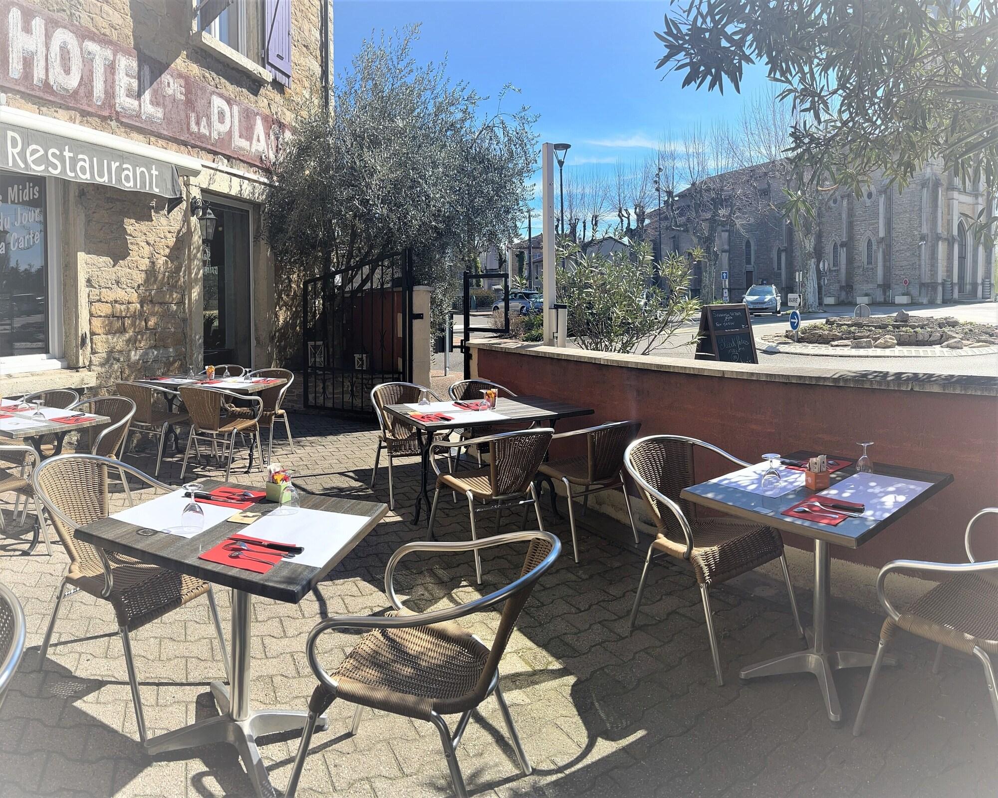 Vista Exterior Hotel Restaurant la Place