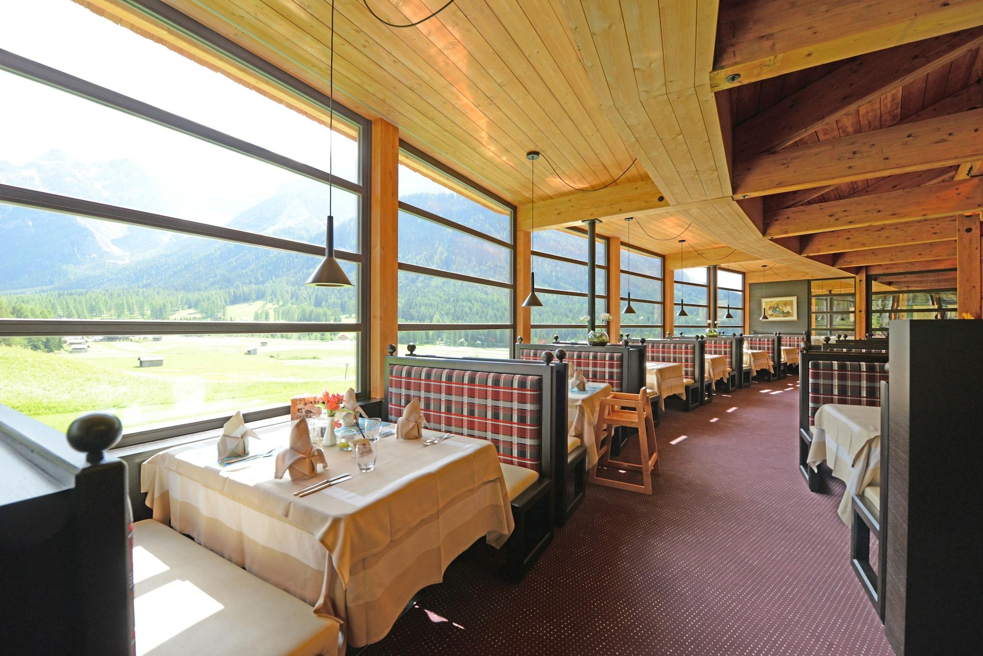 Restaurant Family Resort Rainer