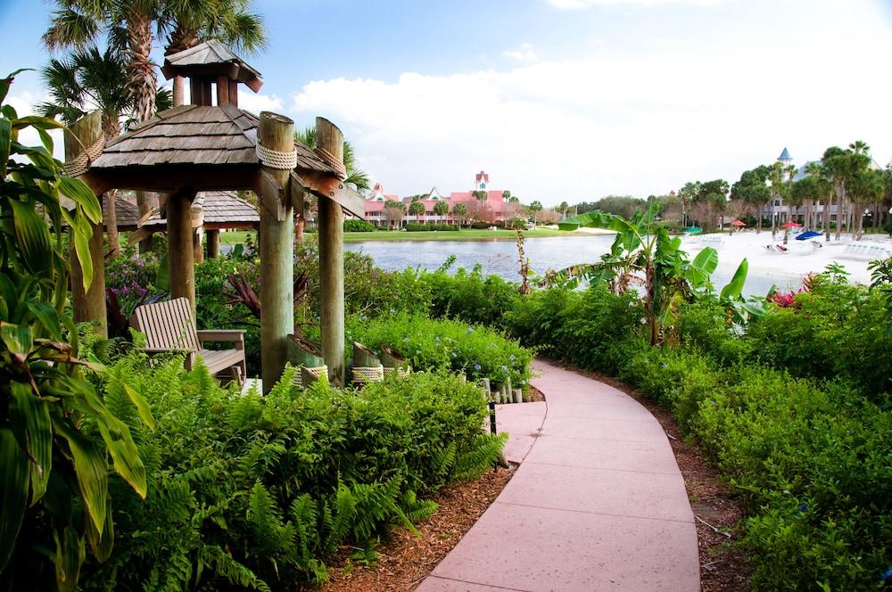 Vista Exterior Disney's Caribbean Beach Resort