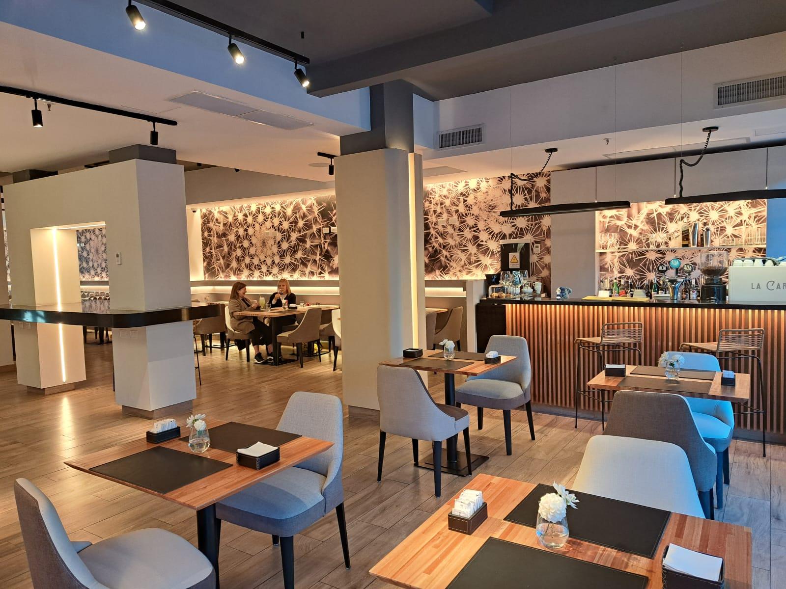 Vista Lobby Dazzler By Wyndham Salta