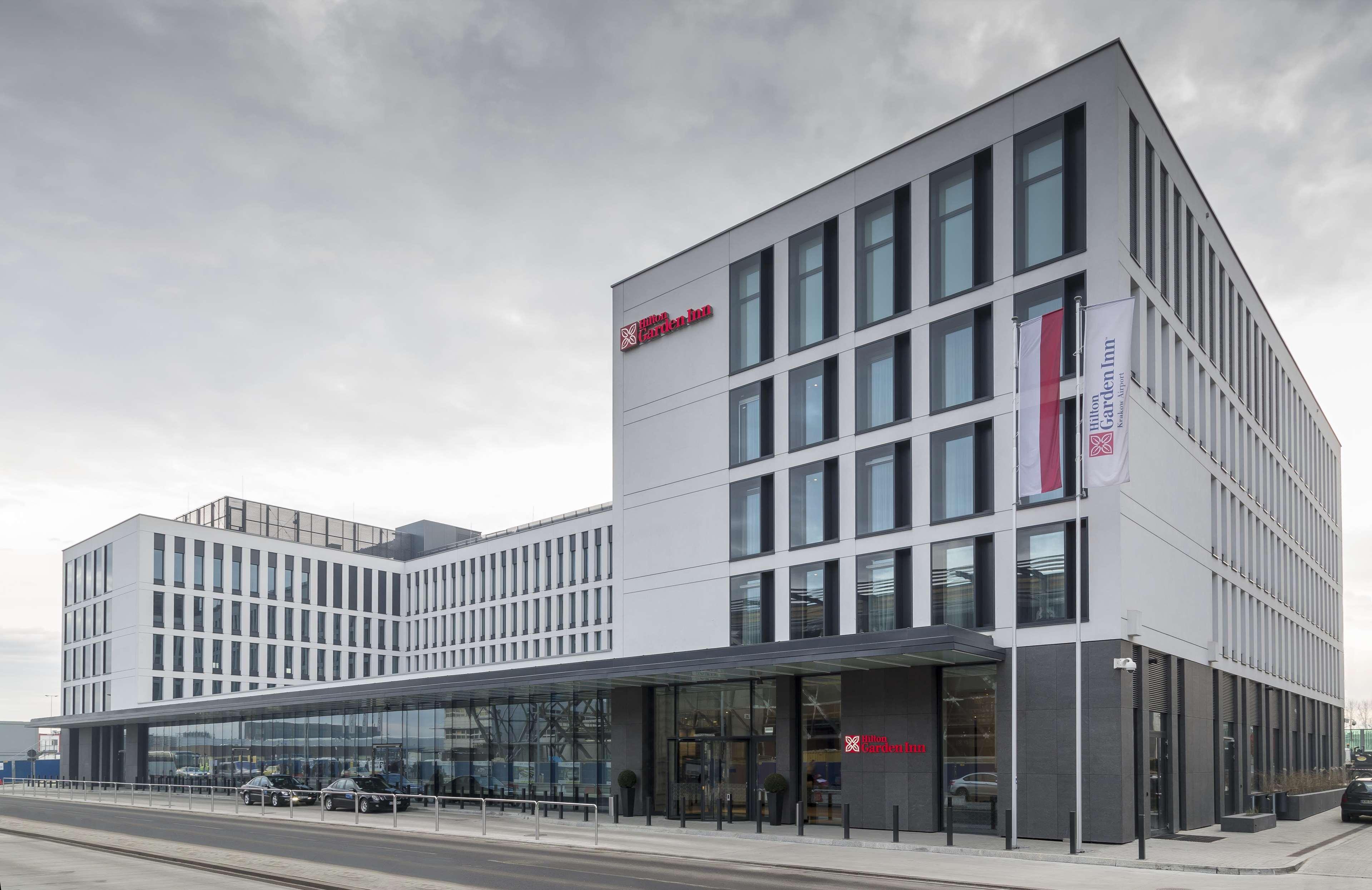 Vista Exterior Hilton Garden Inn Krakow Airport